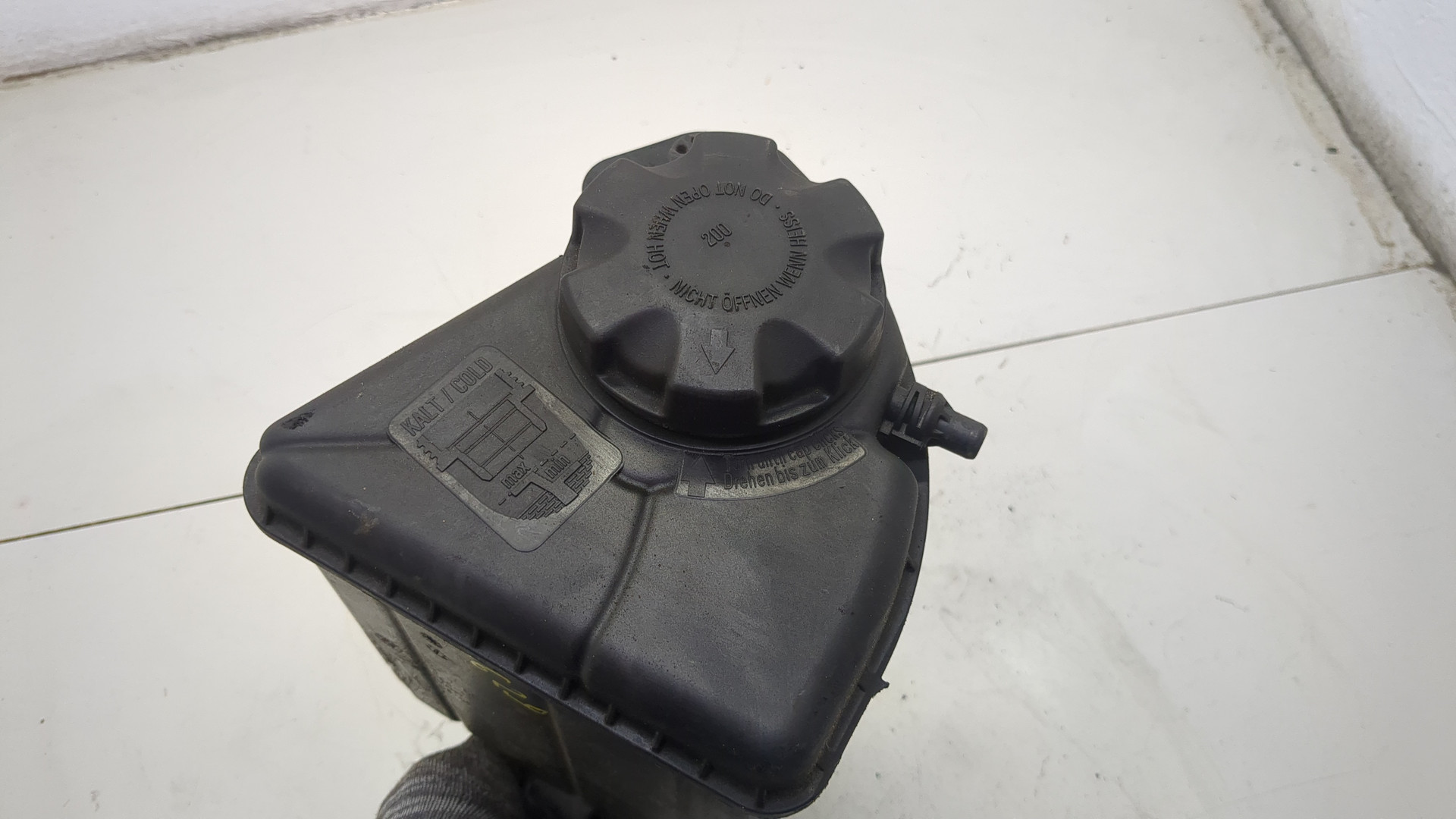 Бачок расширительный