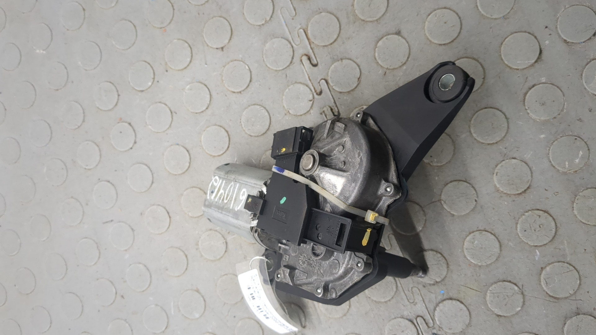 Моторчик стеклоочистителя задний