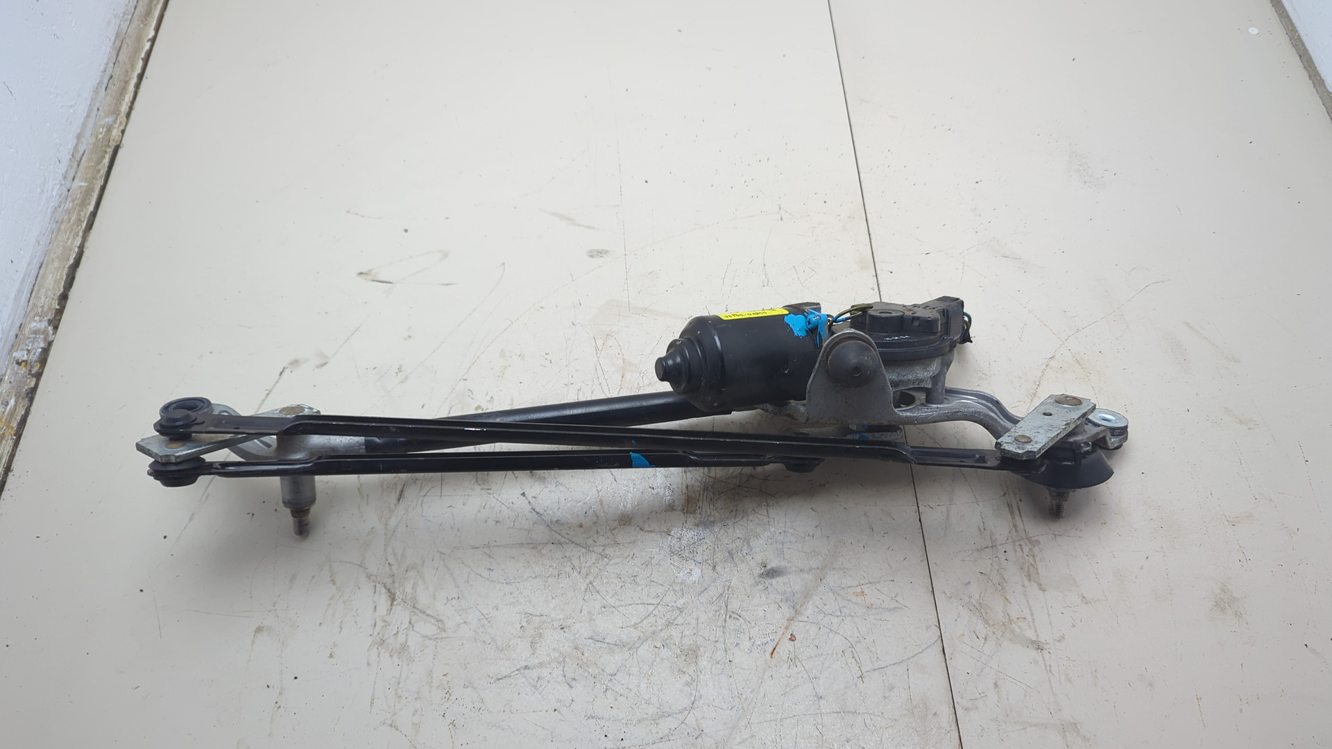 Трапеция стеклоочистителей