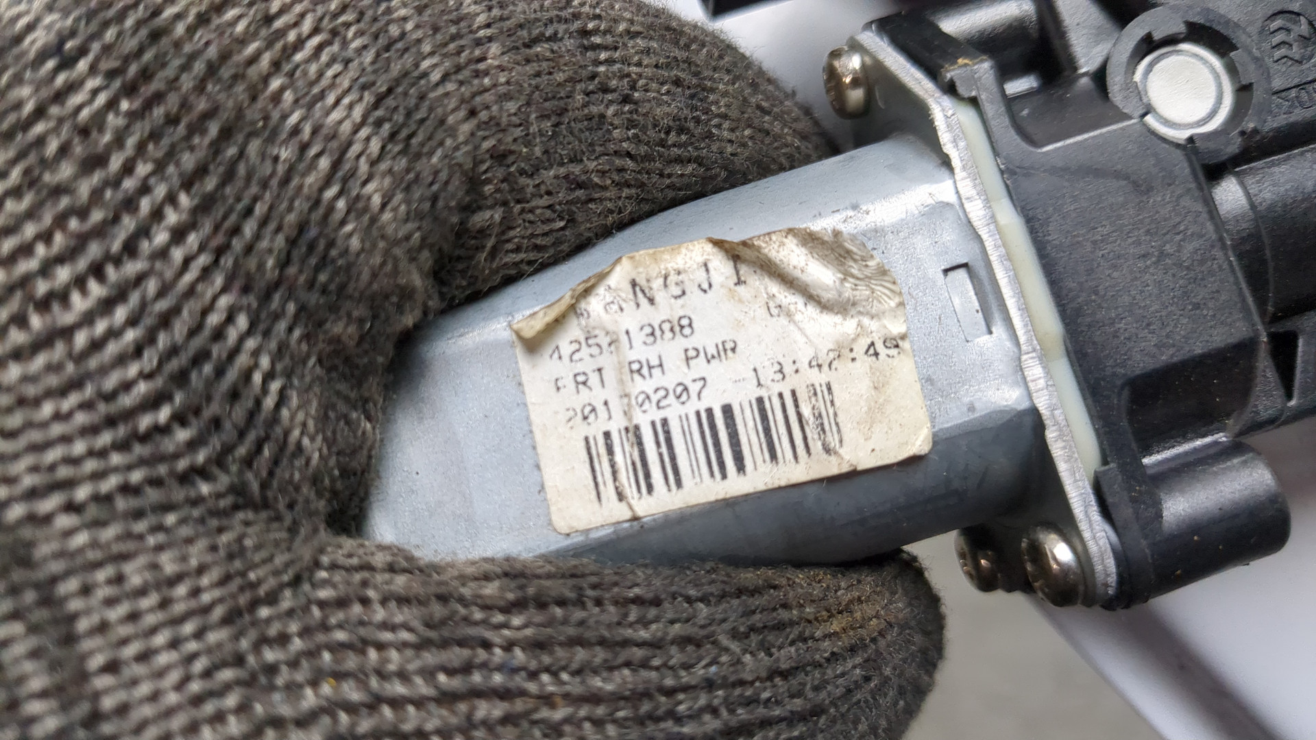 Стеклоподъемник электр. передний правый