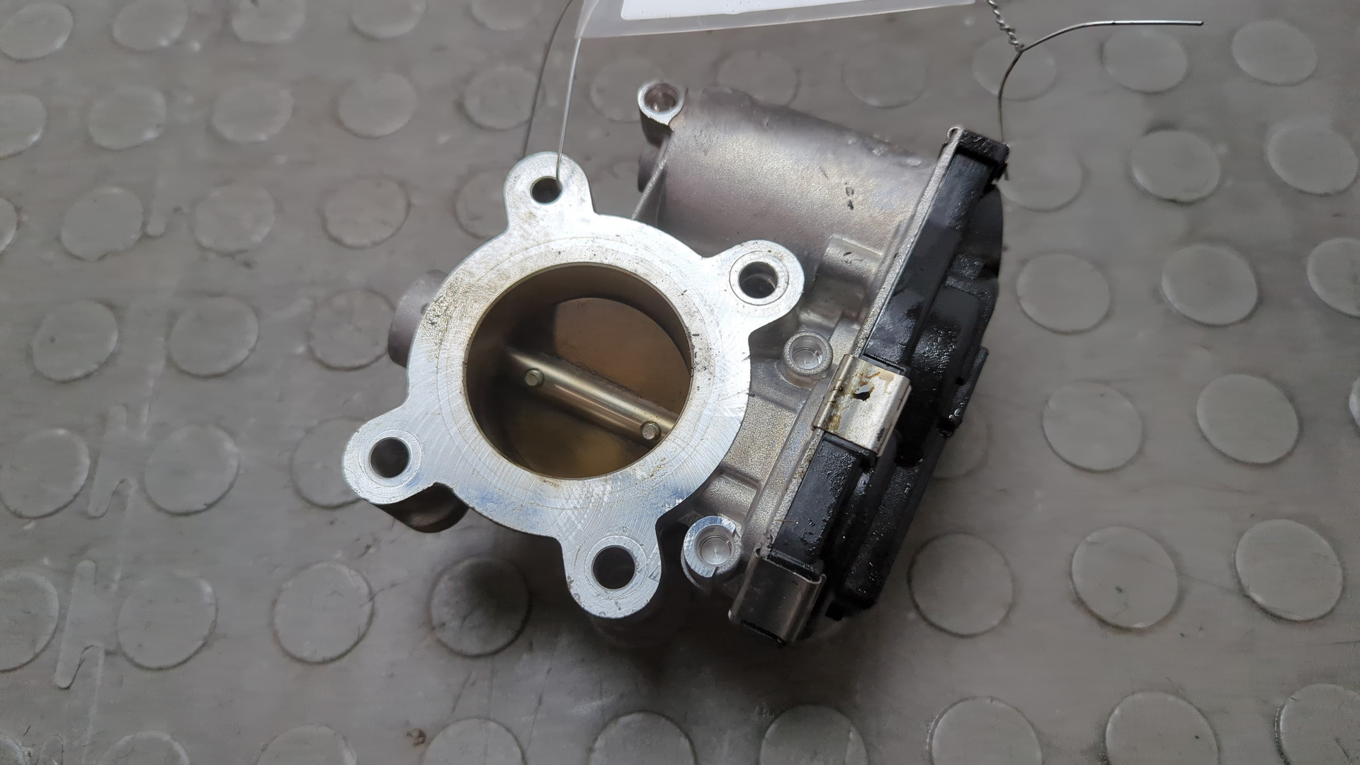 Заслонка дроссельная электрическая