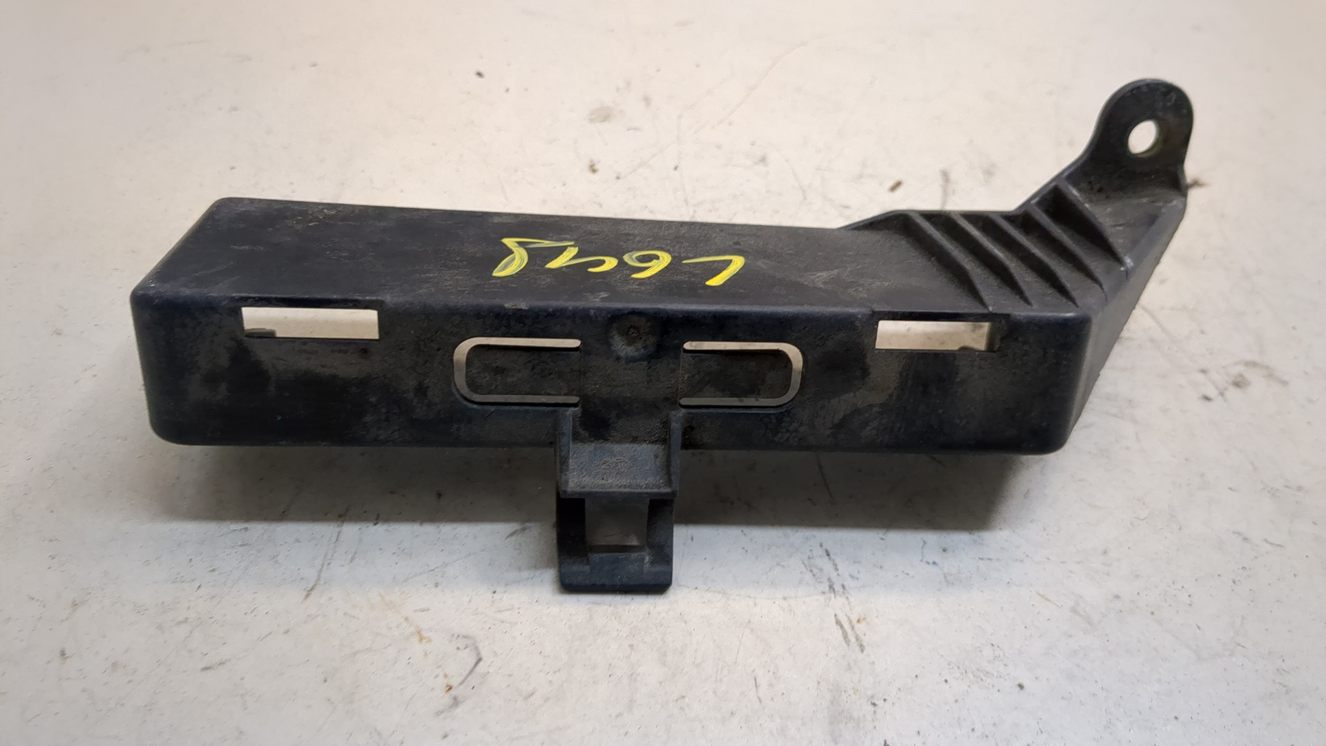 Кронштейн электронного блока управления / контроля