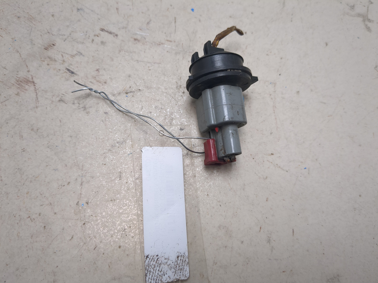 Датчик уровня охлаждающей жидкости