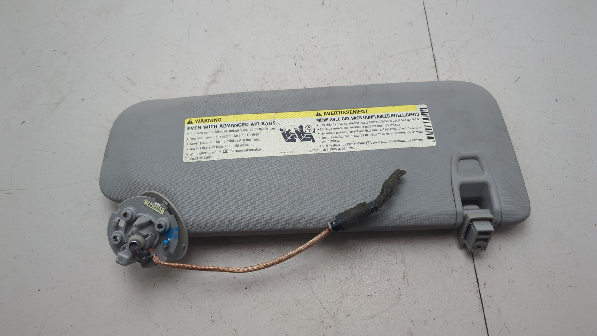 Козырек солнцезащитный