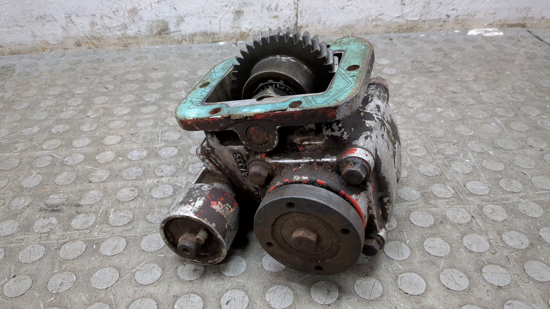 Коробка раздаточная