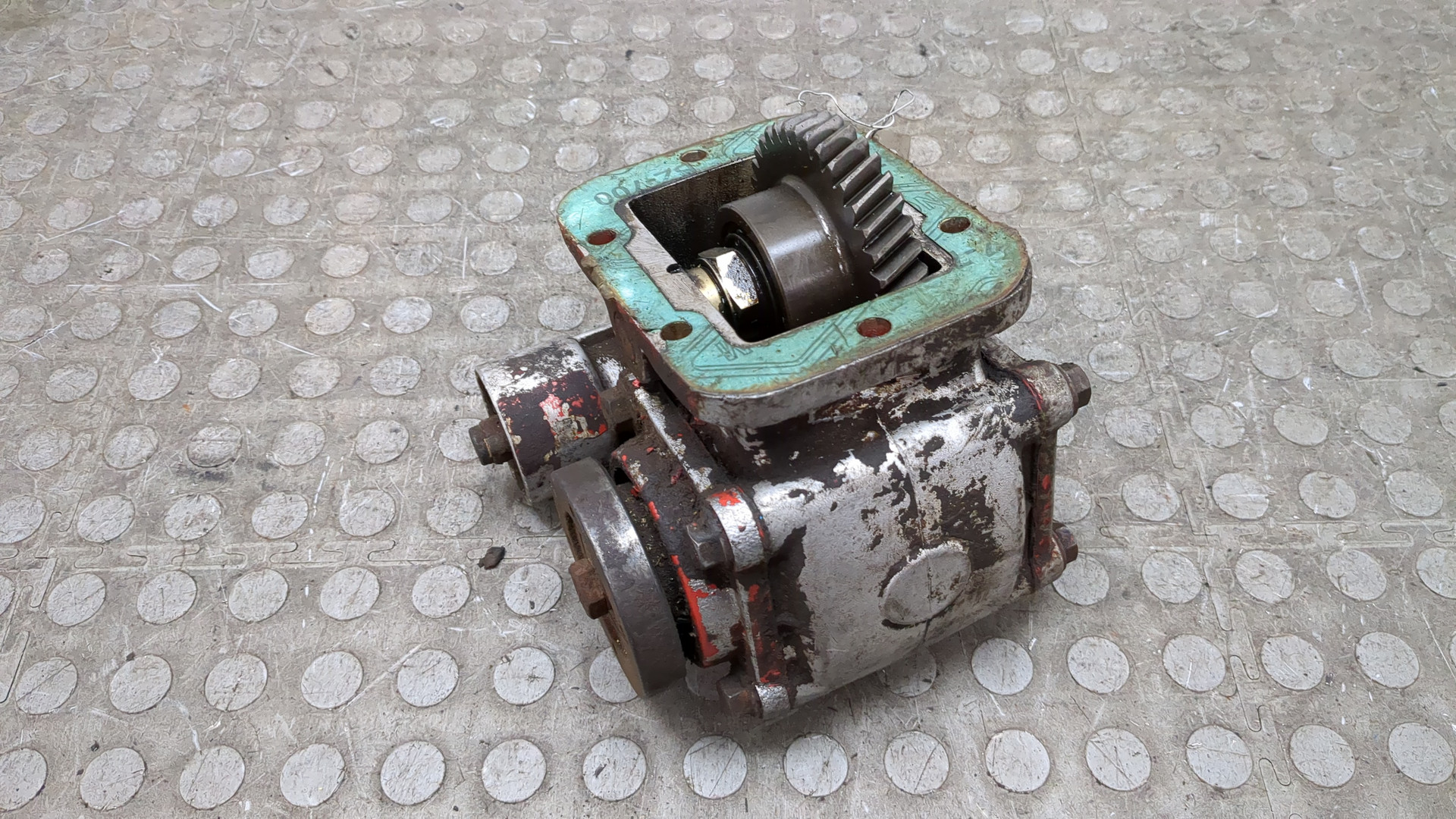 Коробка раздаточная