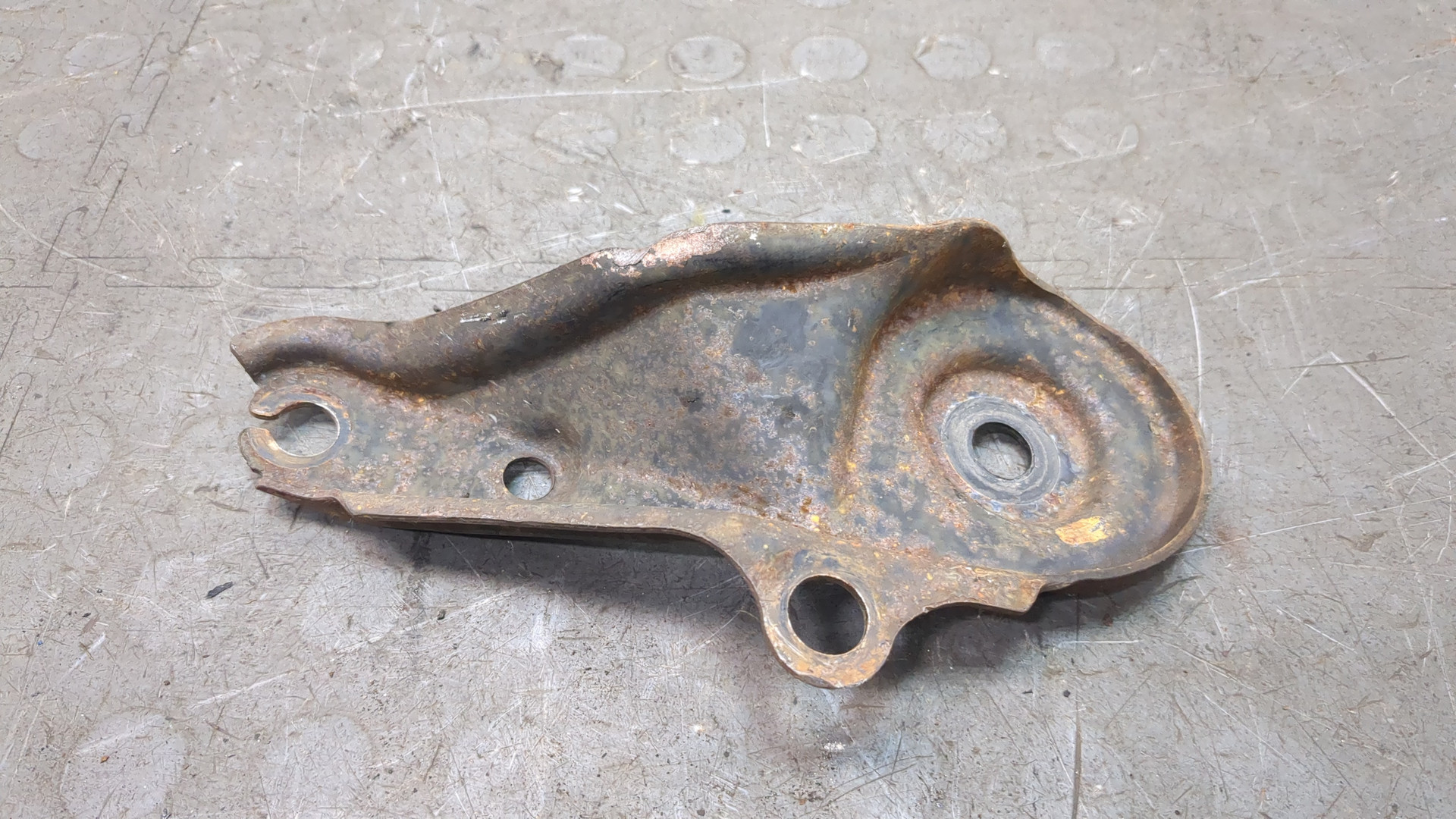 Кронштейн (п.п.к.)