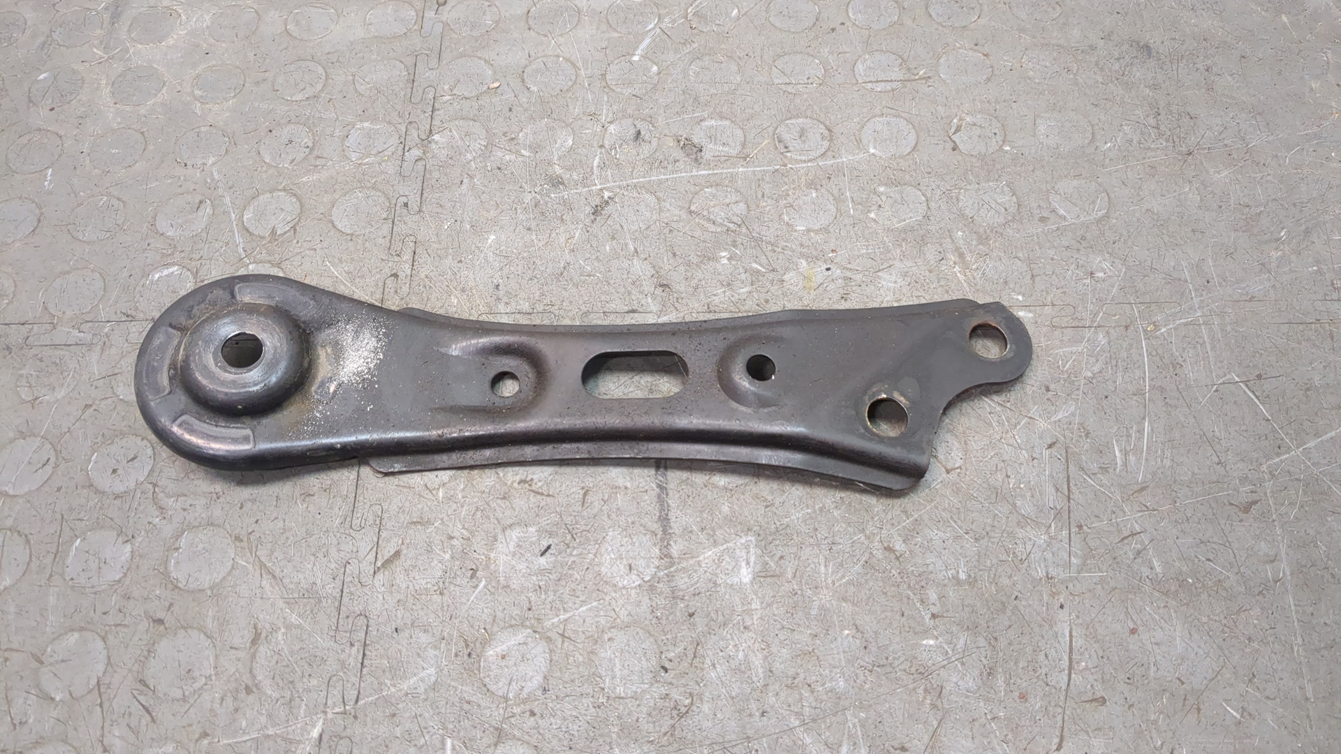 Кронштейн (п.п.к.)