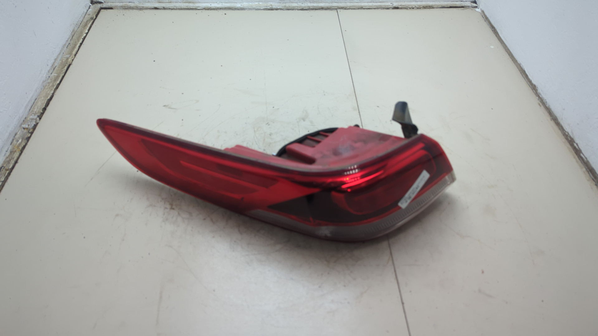 Фонарь задний левый