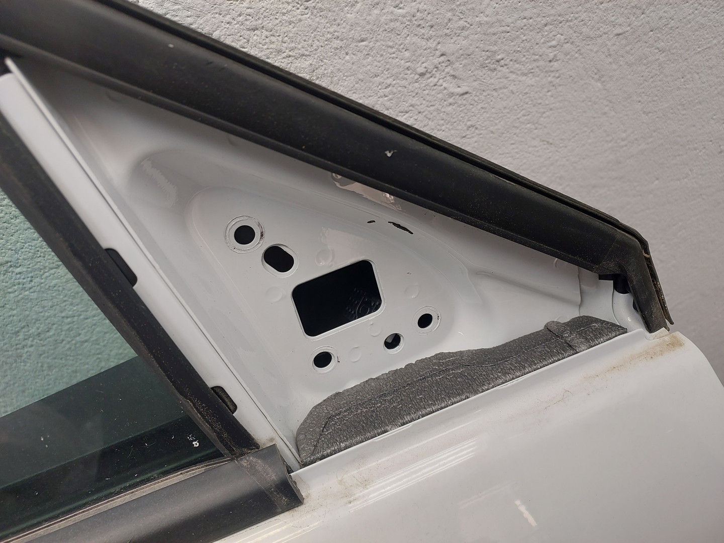 Дверь передняя правая