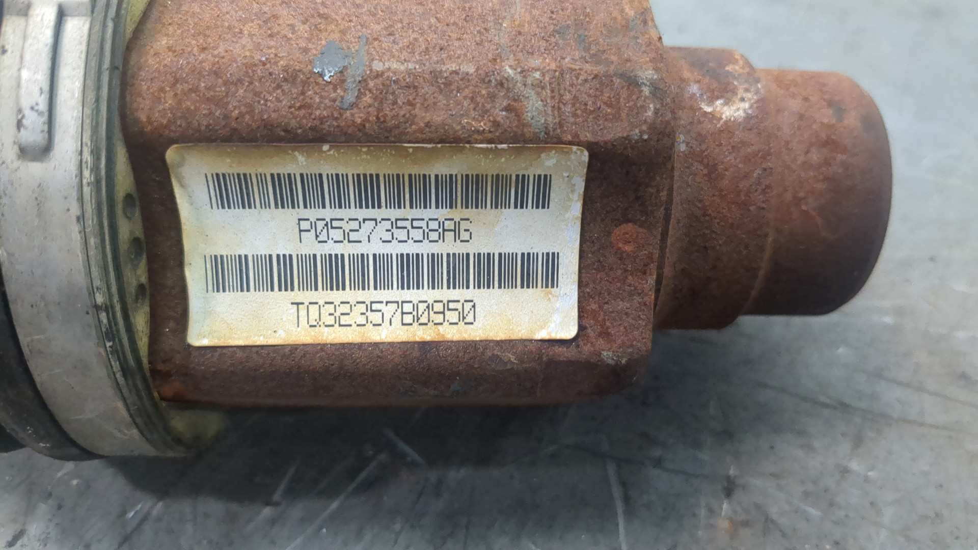 Полуось передняя правая