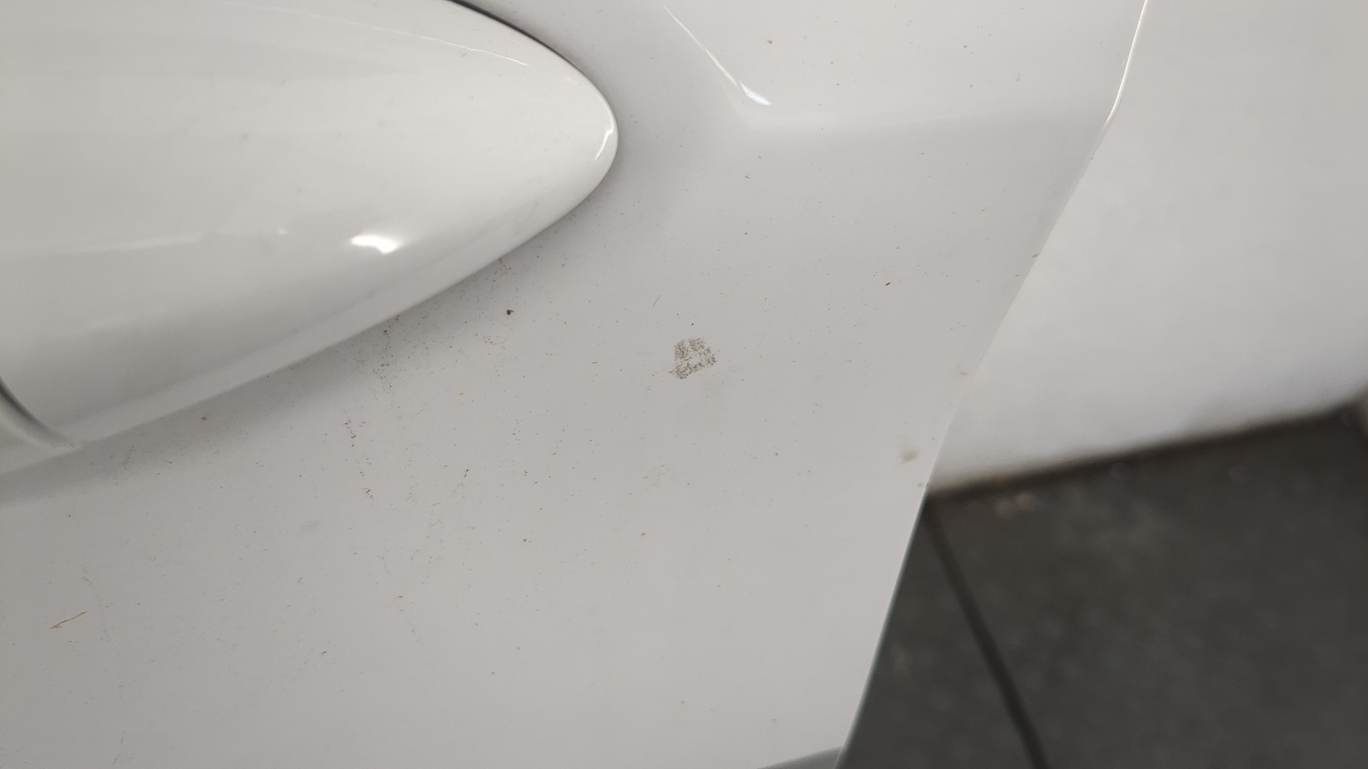 Дверь передняя левая