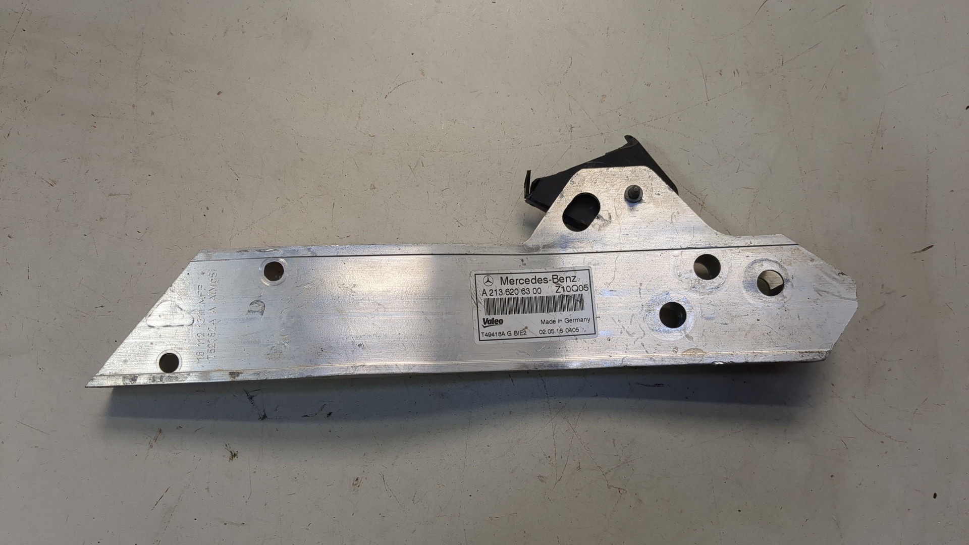 Кронштейн радиатора