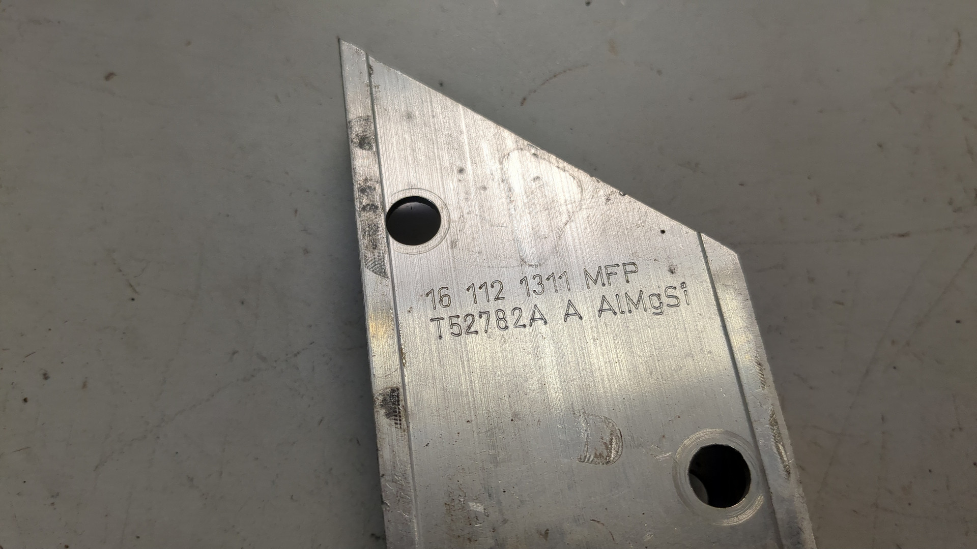 Кронштейн радиатора