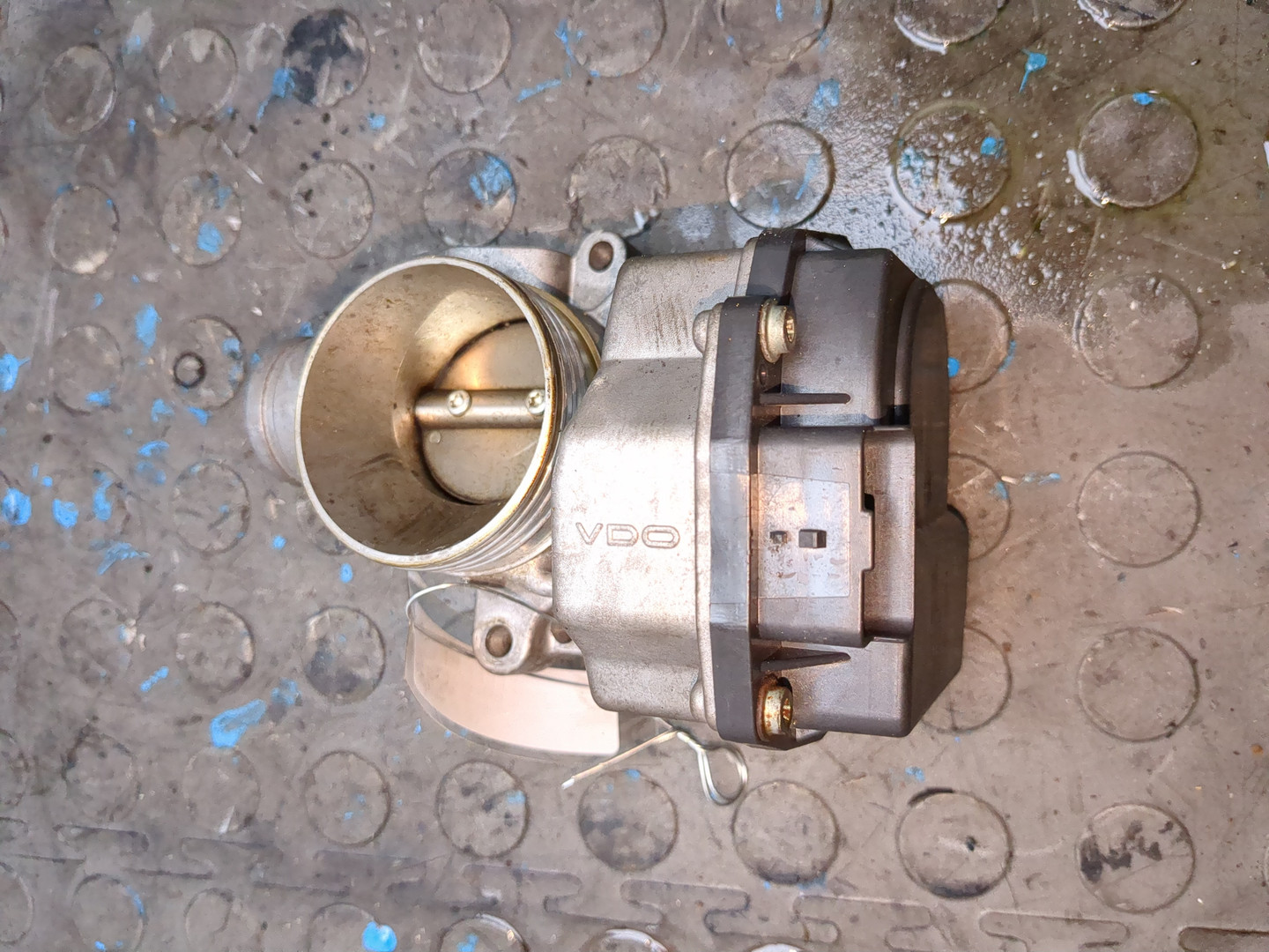 Заслонка дроссельная электрическая