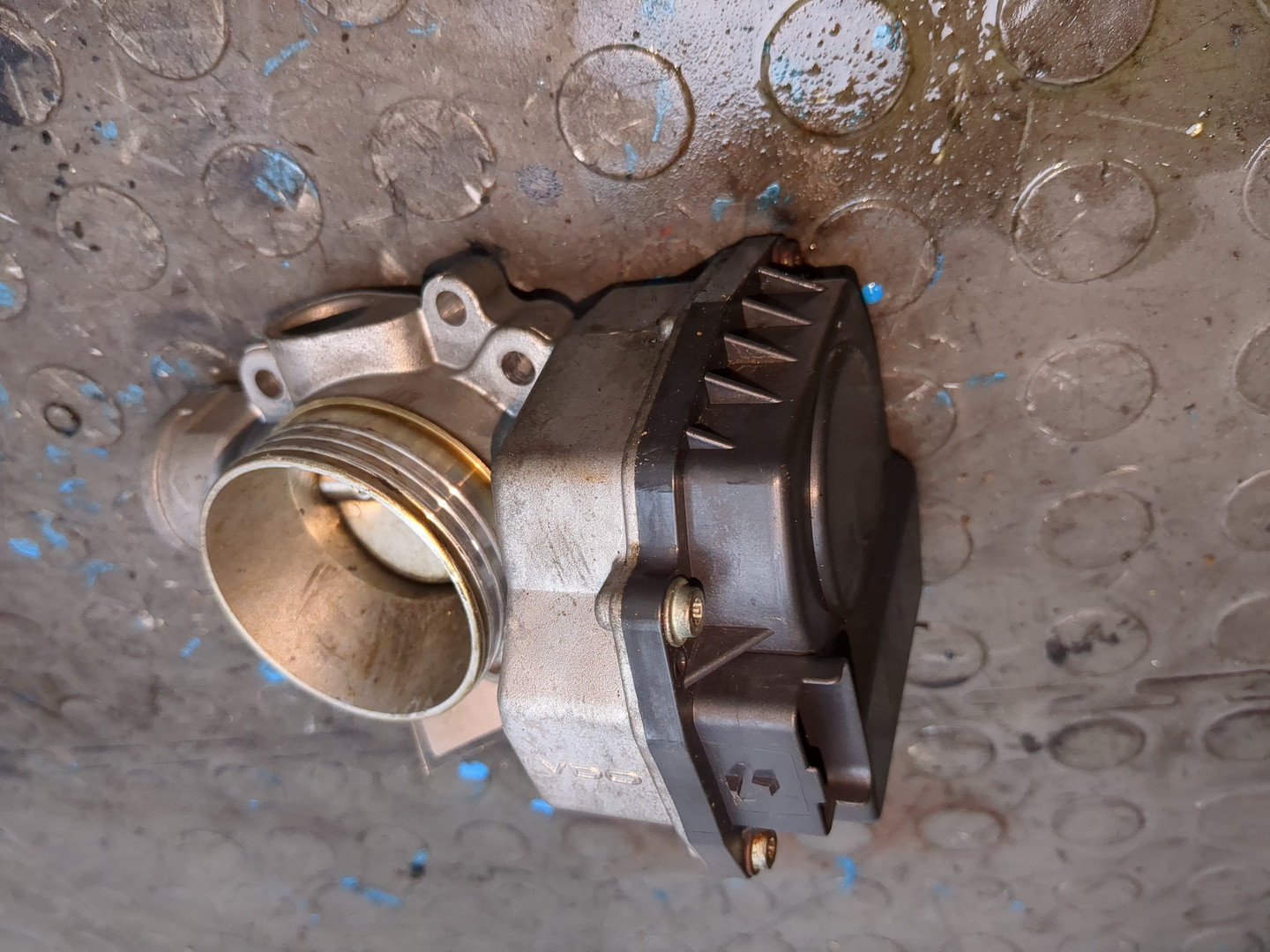 Заслонка дроссельная электрическая