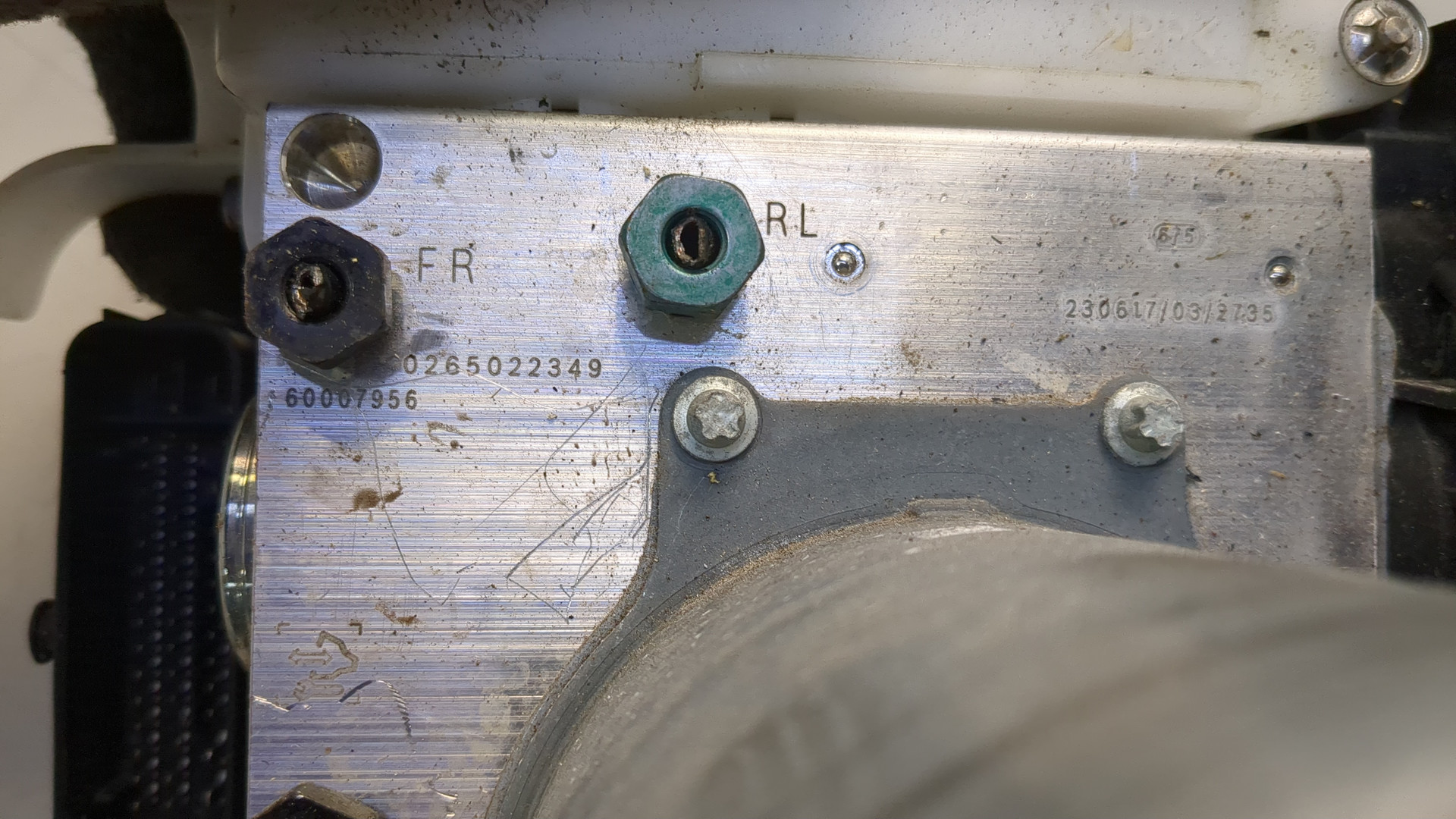 Цилиндр тормозной главный