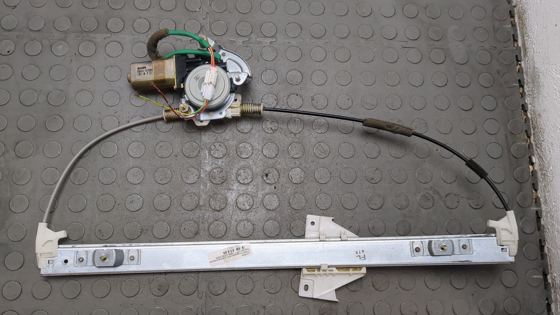 Стеклоподъемник электр. передний левый