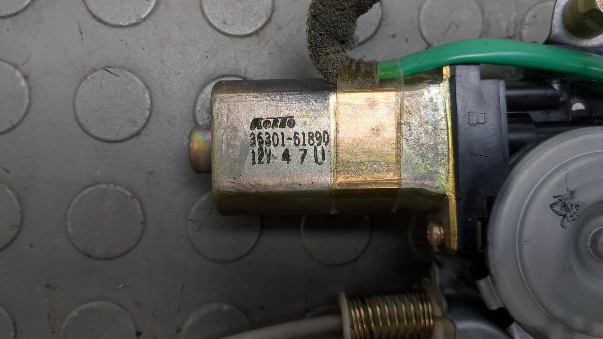 Стеклоподъемник электр. передний левый