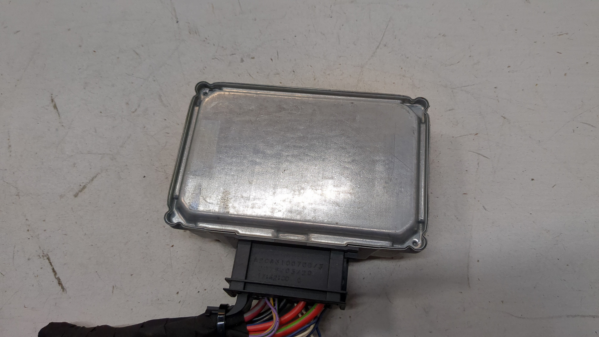 Преобразователь напряжения (адаптер)