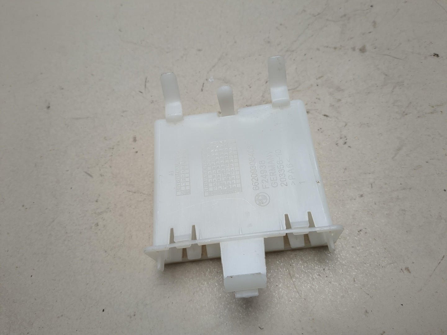 Кронштейн электронного блока управления / контроля