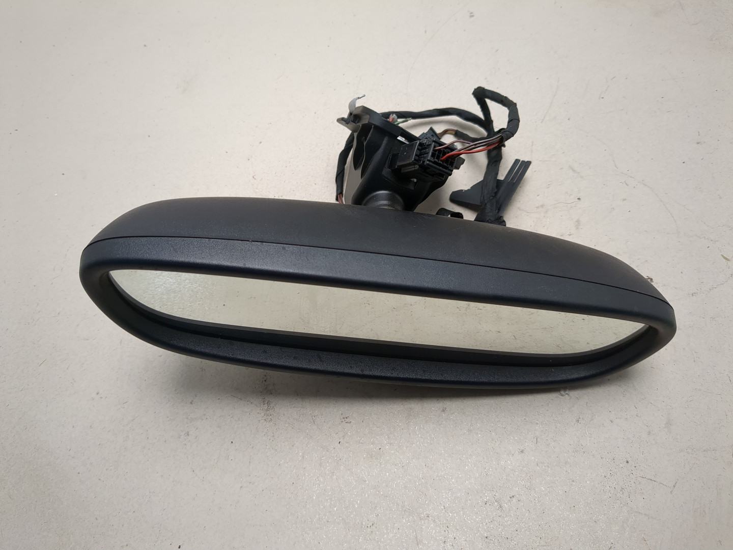 Зеркало заднего вида