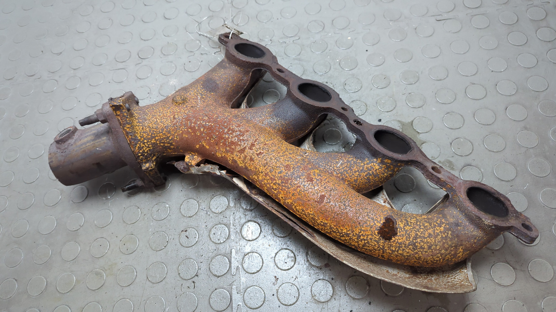 Коллектор выпускной