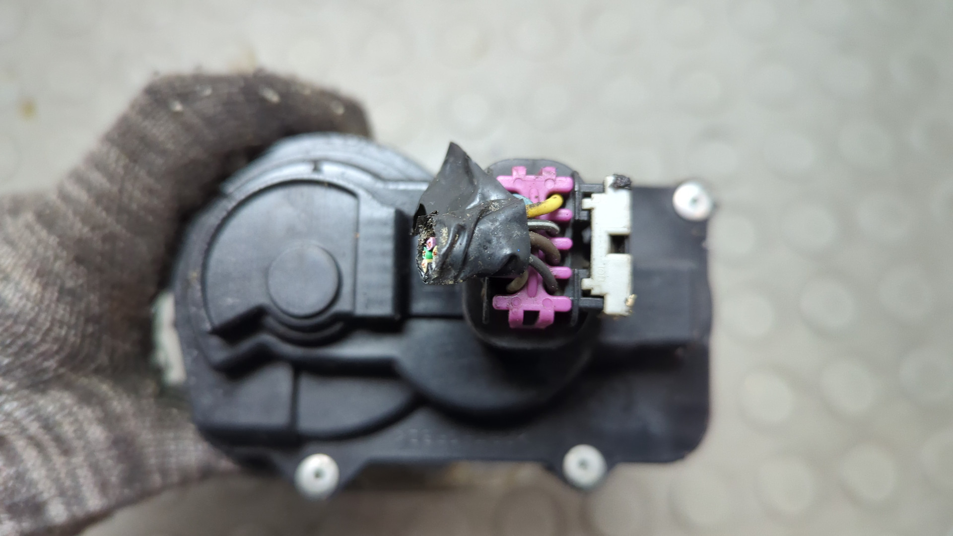 Заслонка дроссельная электрическая