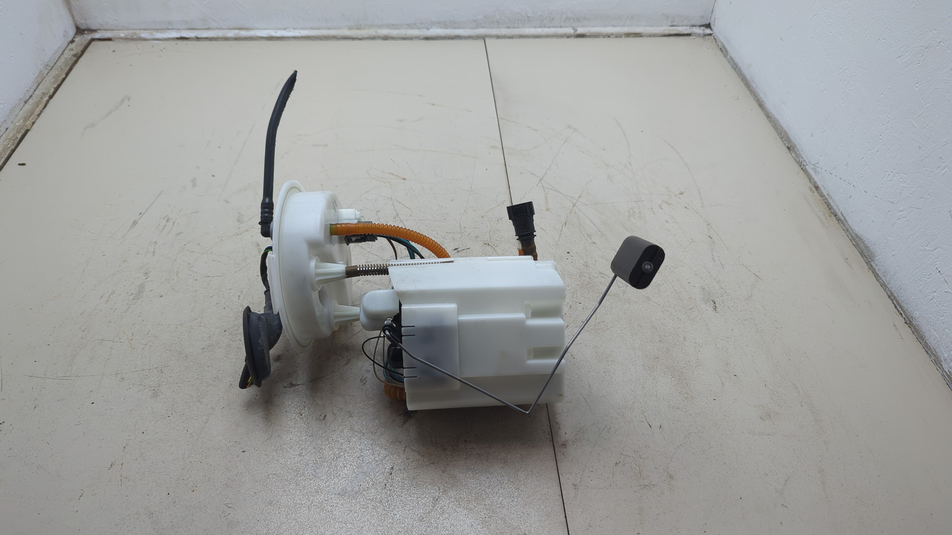 Насос топливный электрический