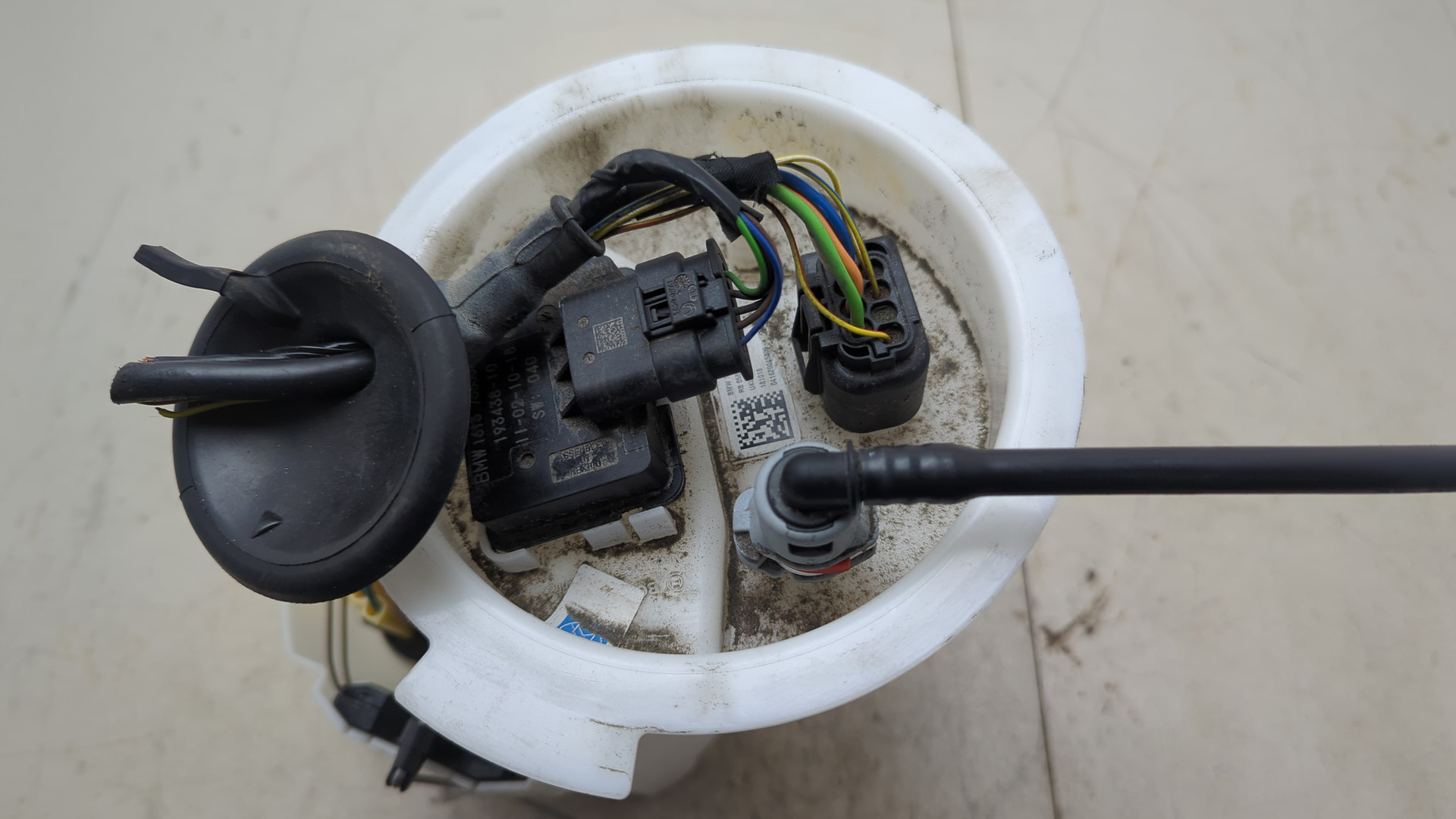 Насос топливный электрический