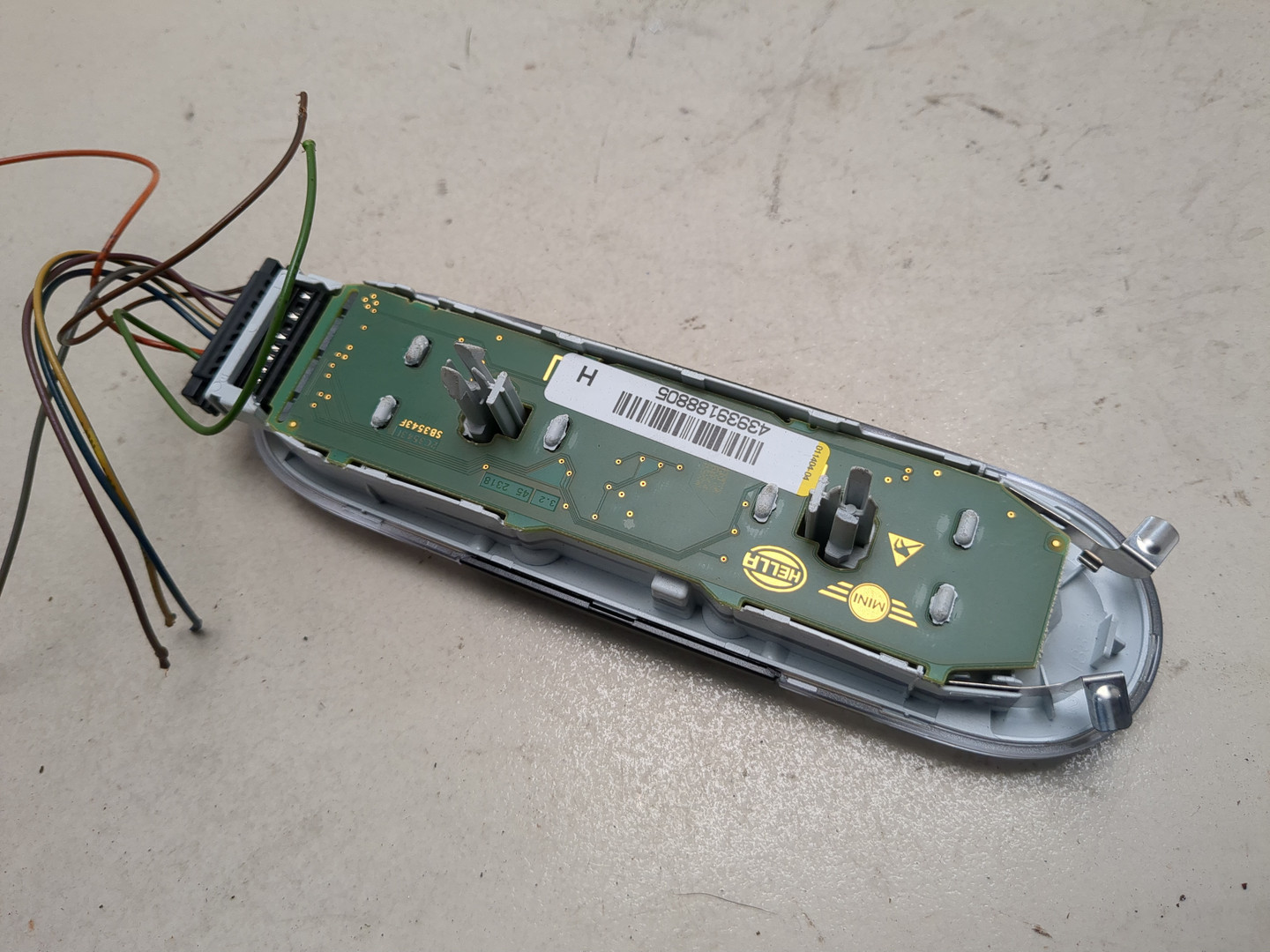 Плафон салонный