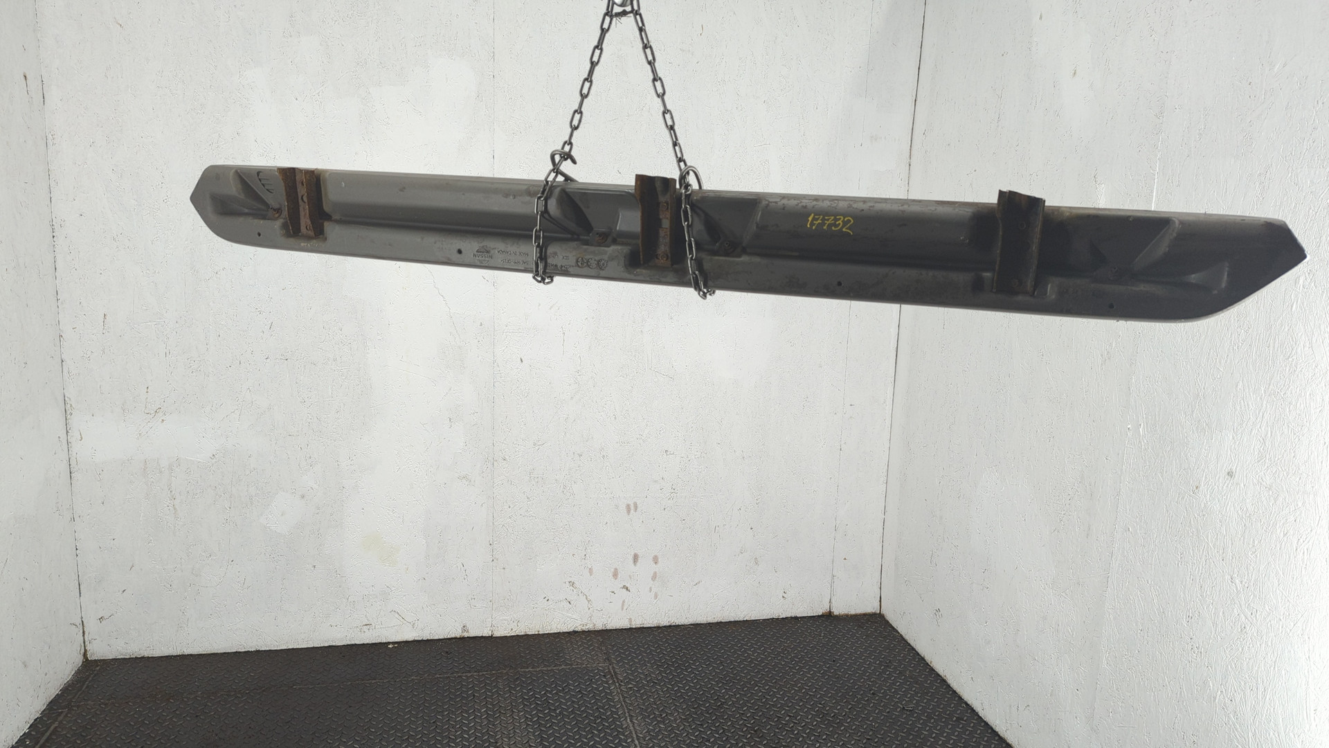 Подножка левая