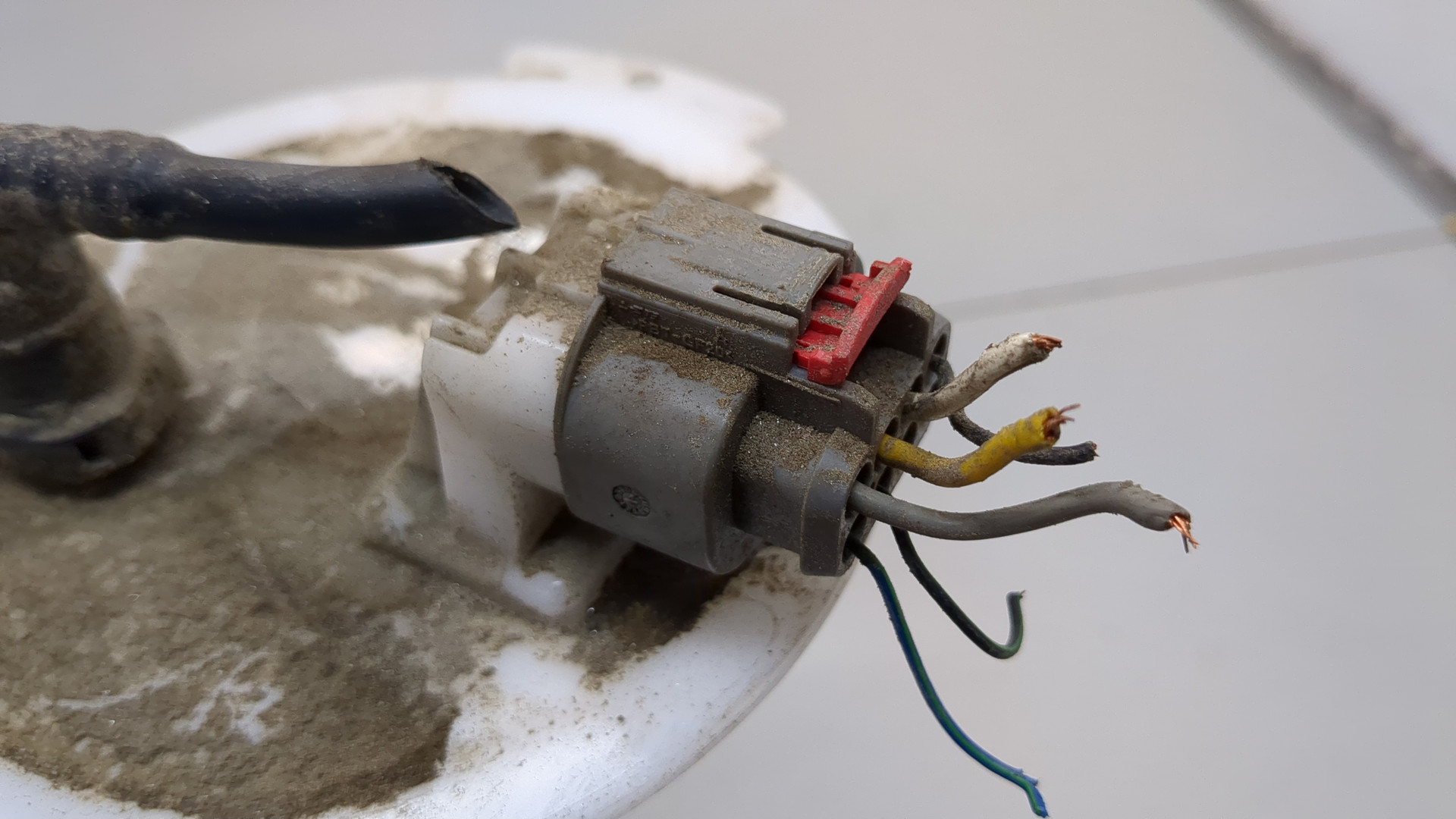 Насос топливный электрический