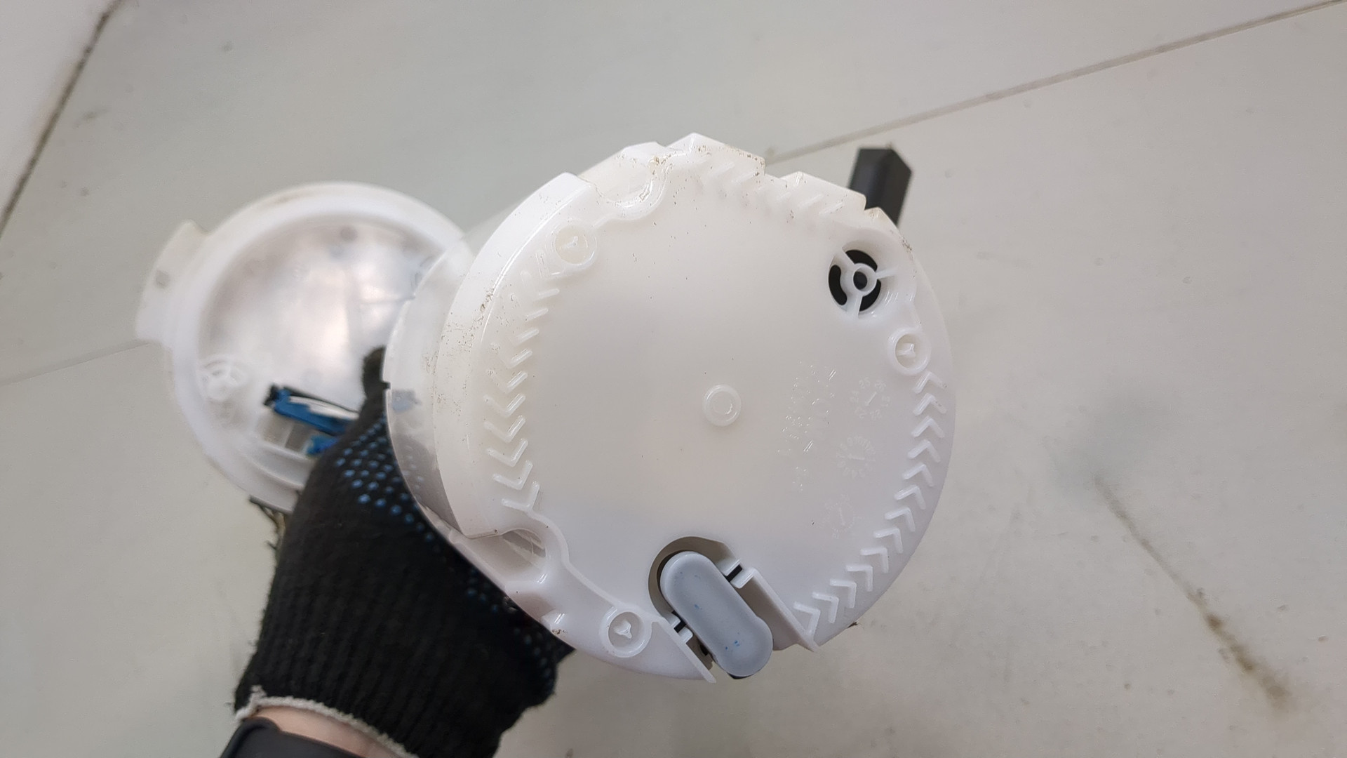 Насос топливный электрический