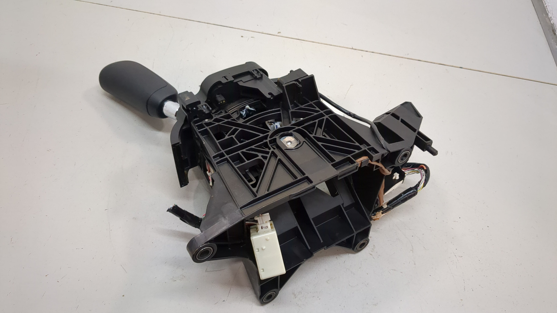 Кулиса МКПП / АКПП