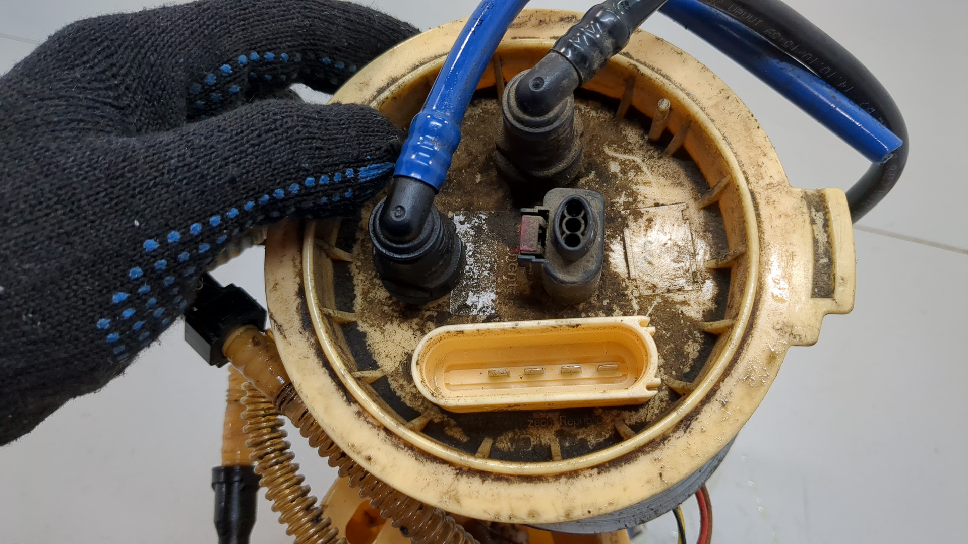 Насос топливный электрический