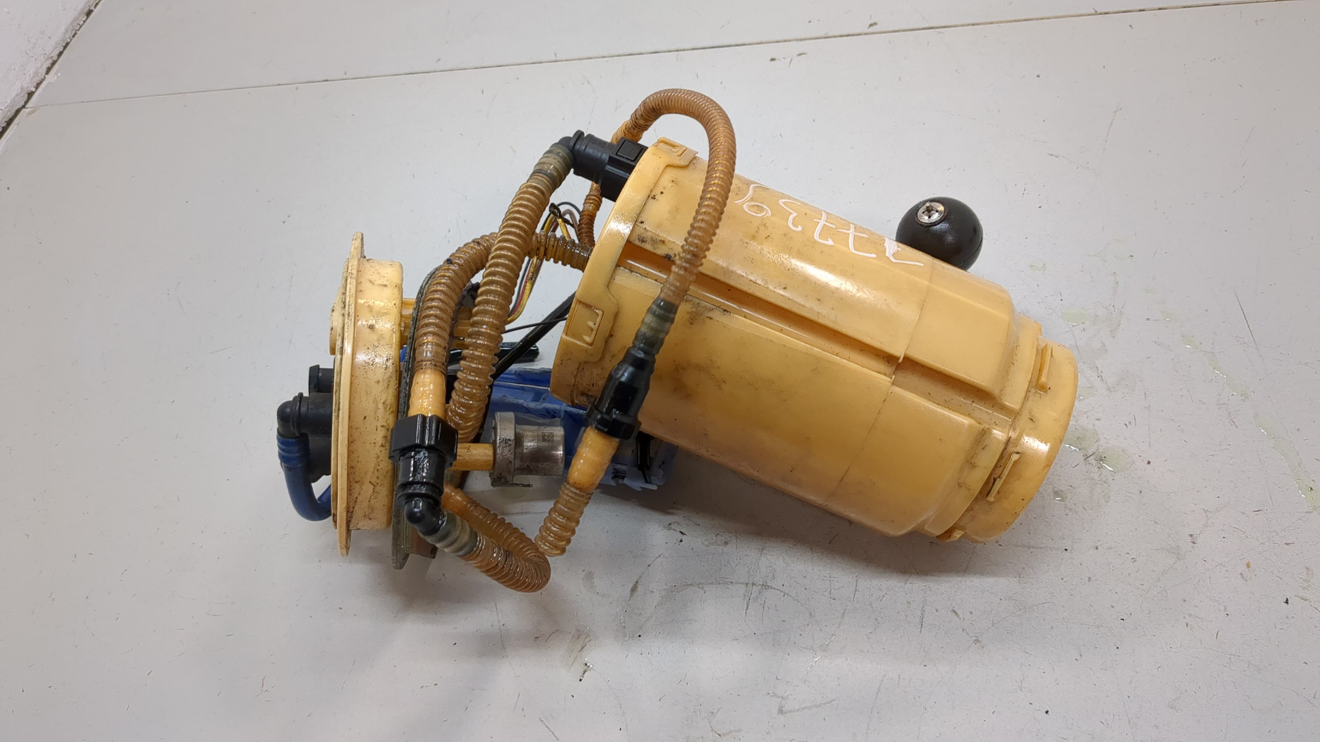 Насос топливный электрический