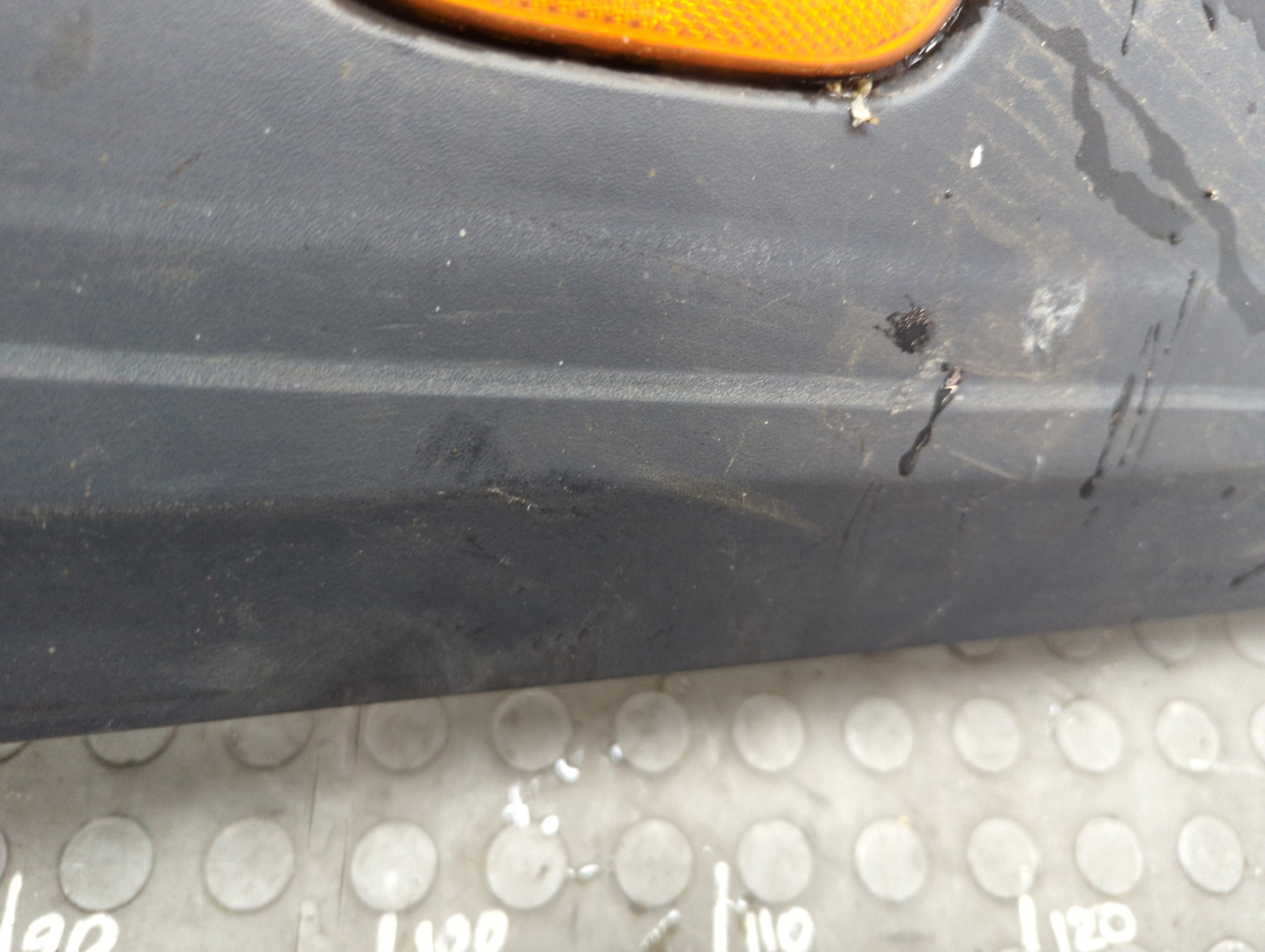 Накладка (кузов наружные)