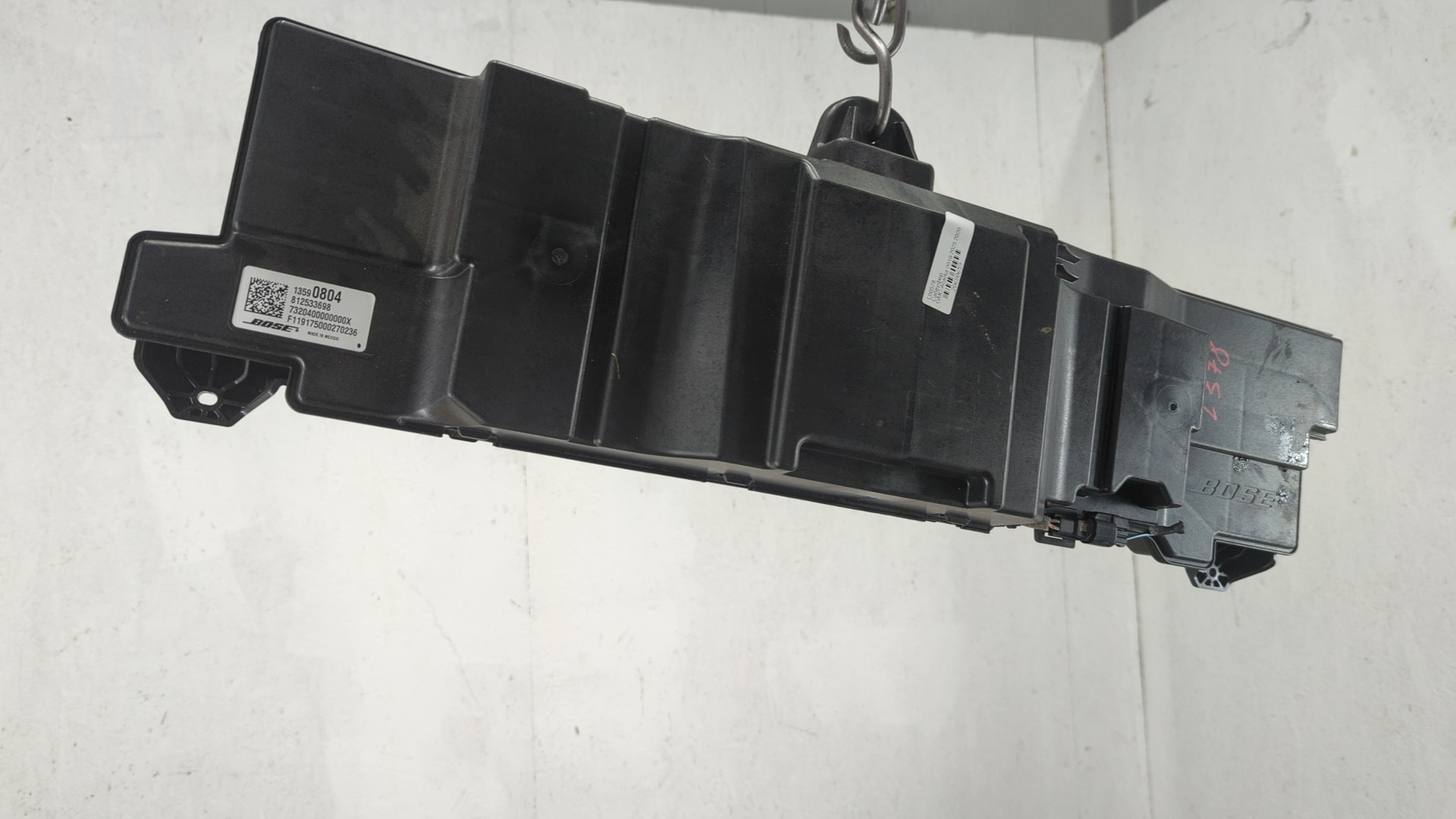 Сабвуфер для GMC Acadia 2019>