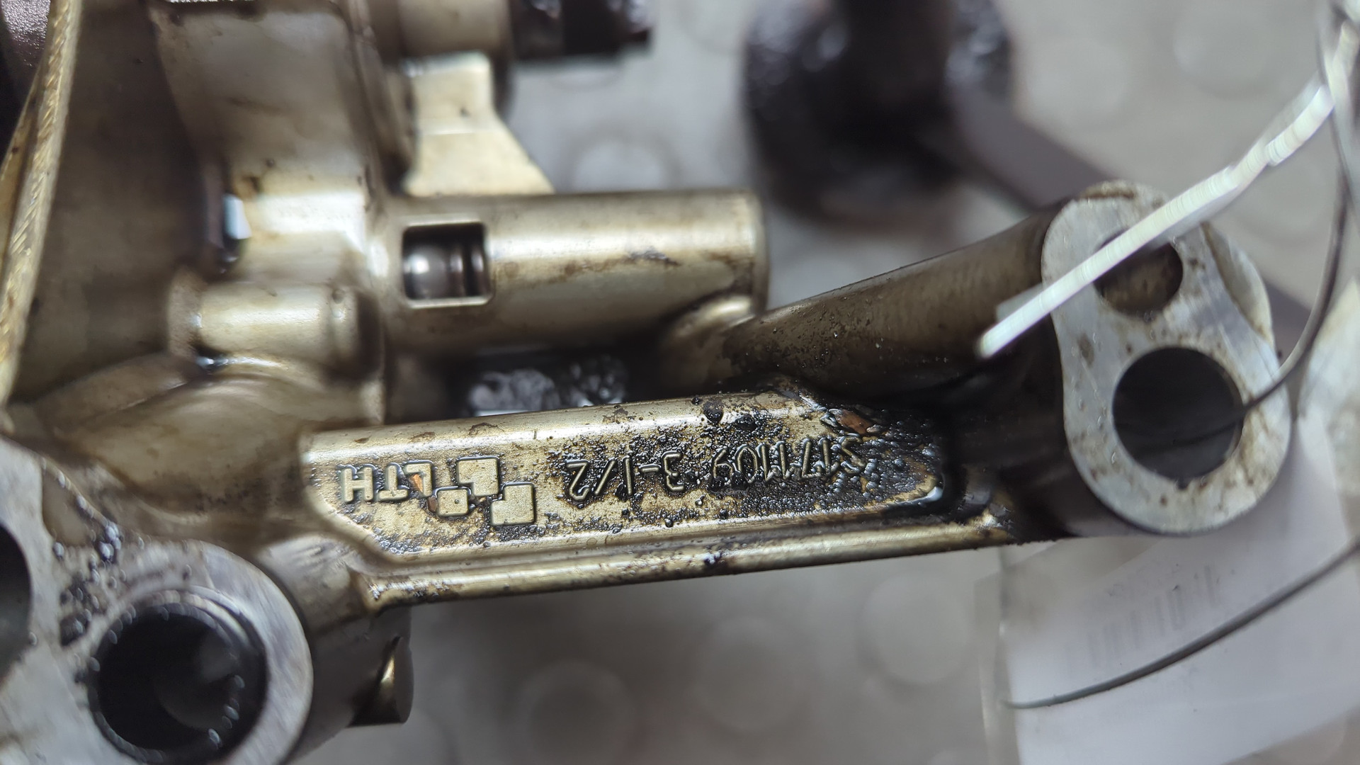 Насос масляный