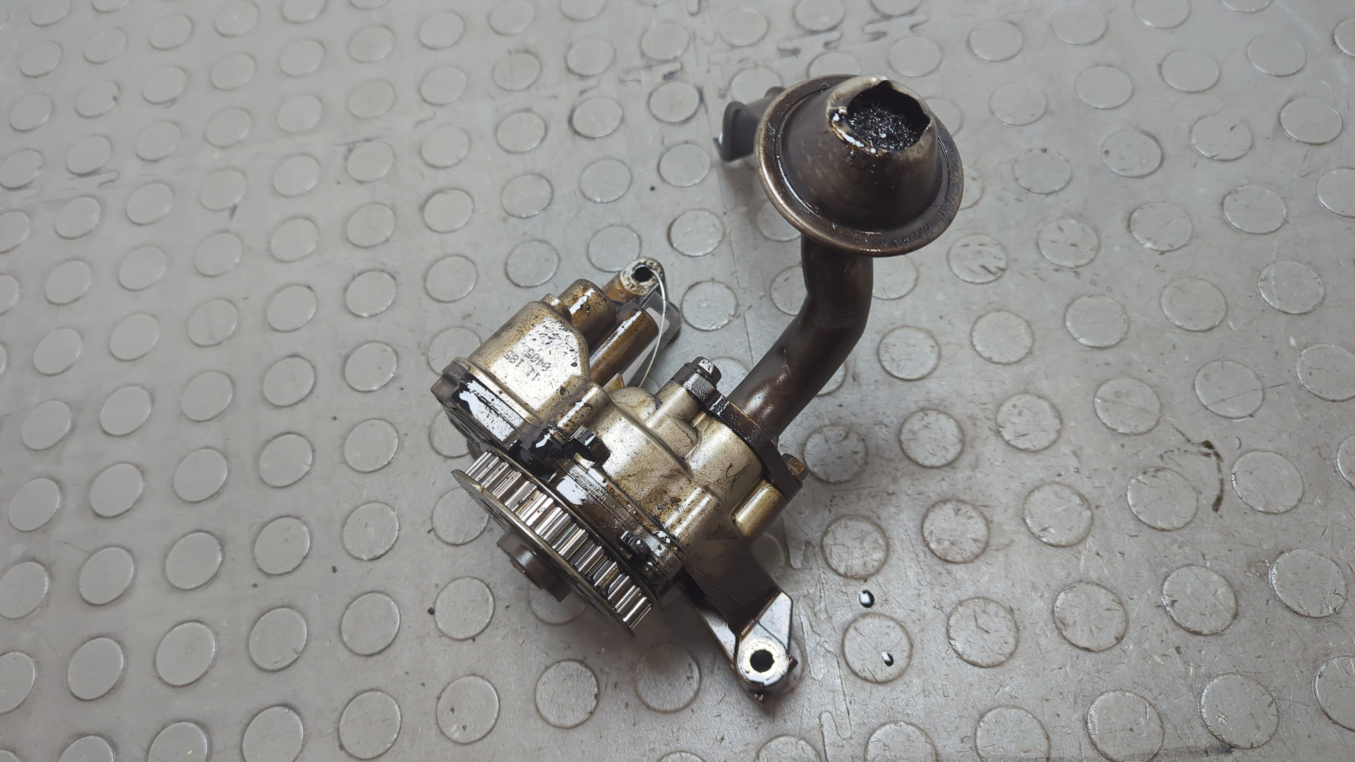 Насос масляный