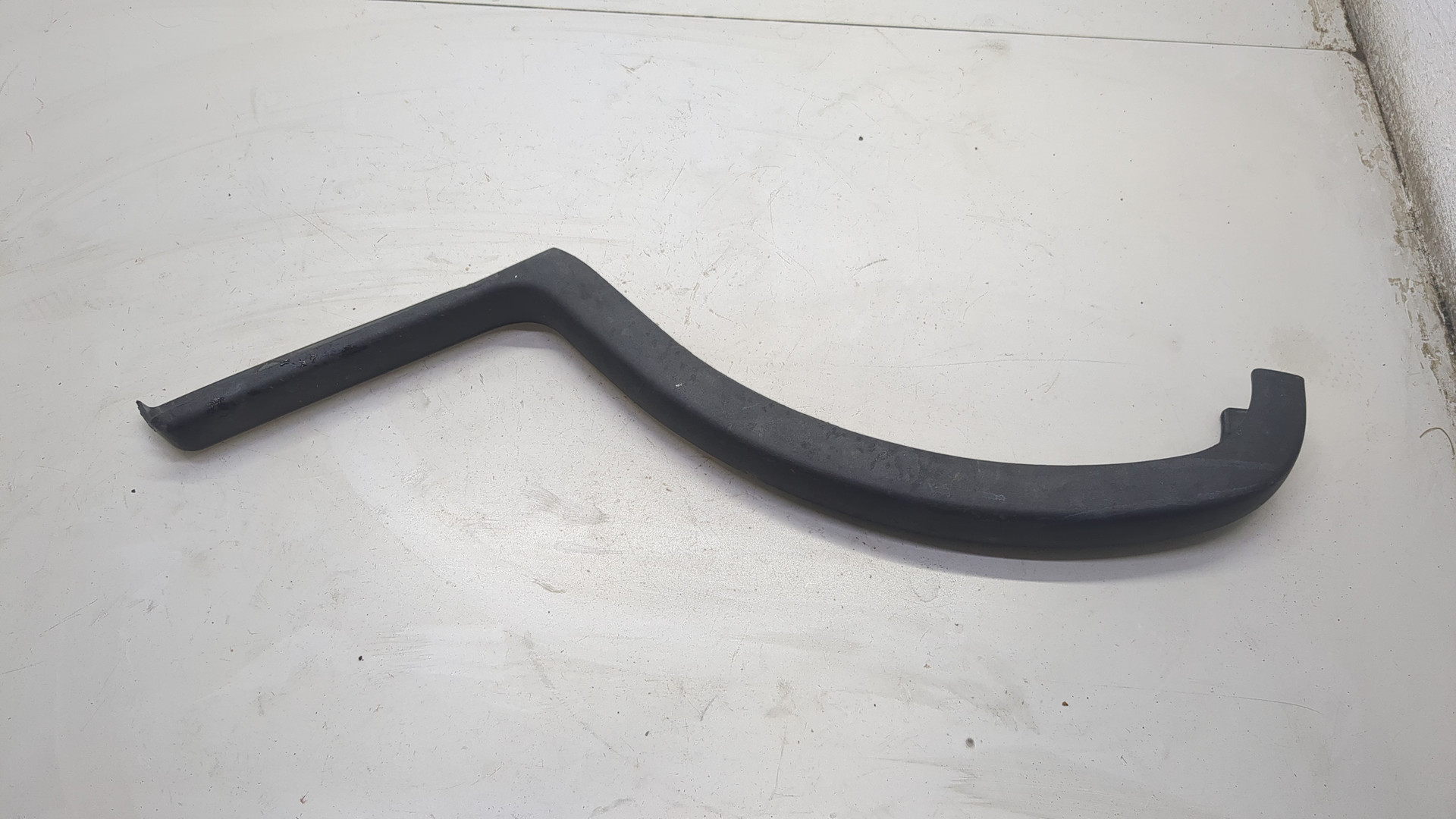 Обшивка багажника