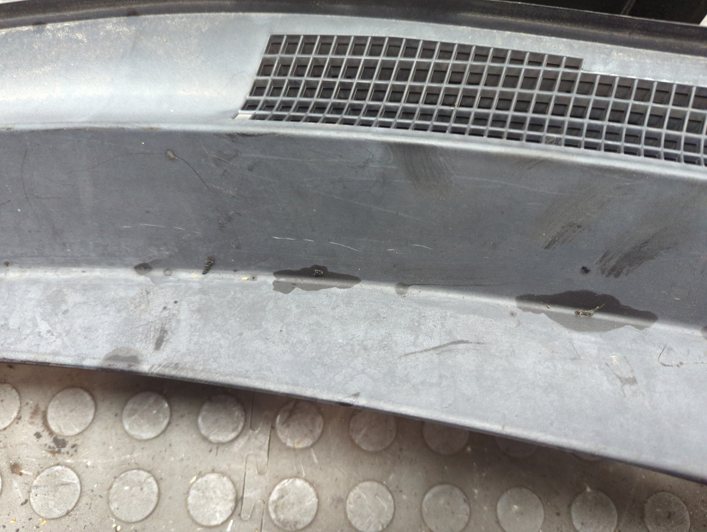 Решетка стеклоочистителей (Жабо)