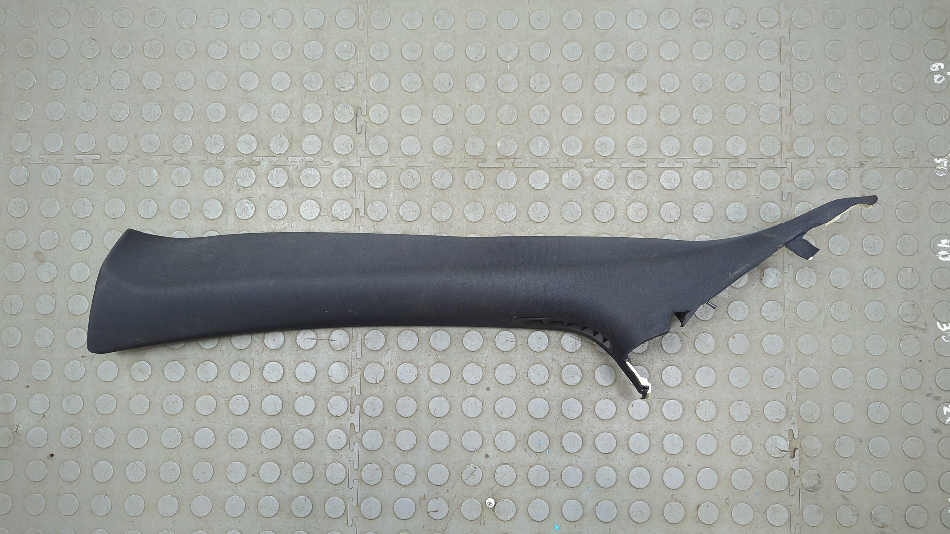 Обшивка стойки