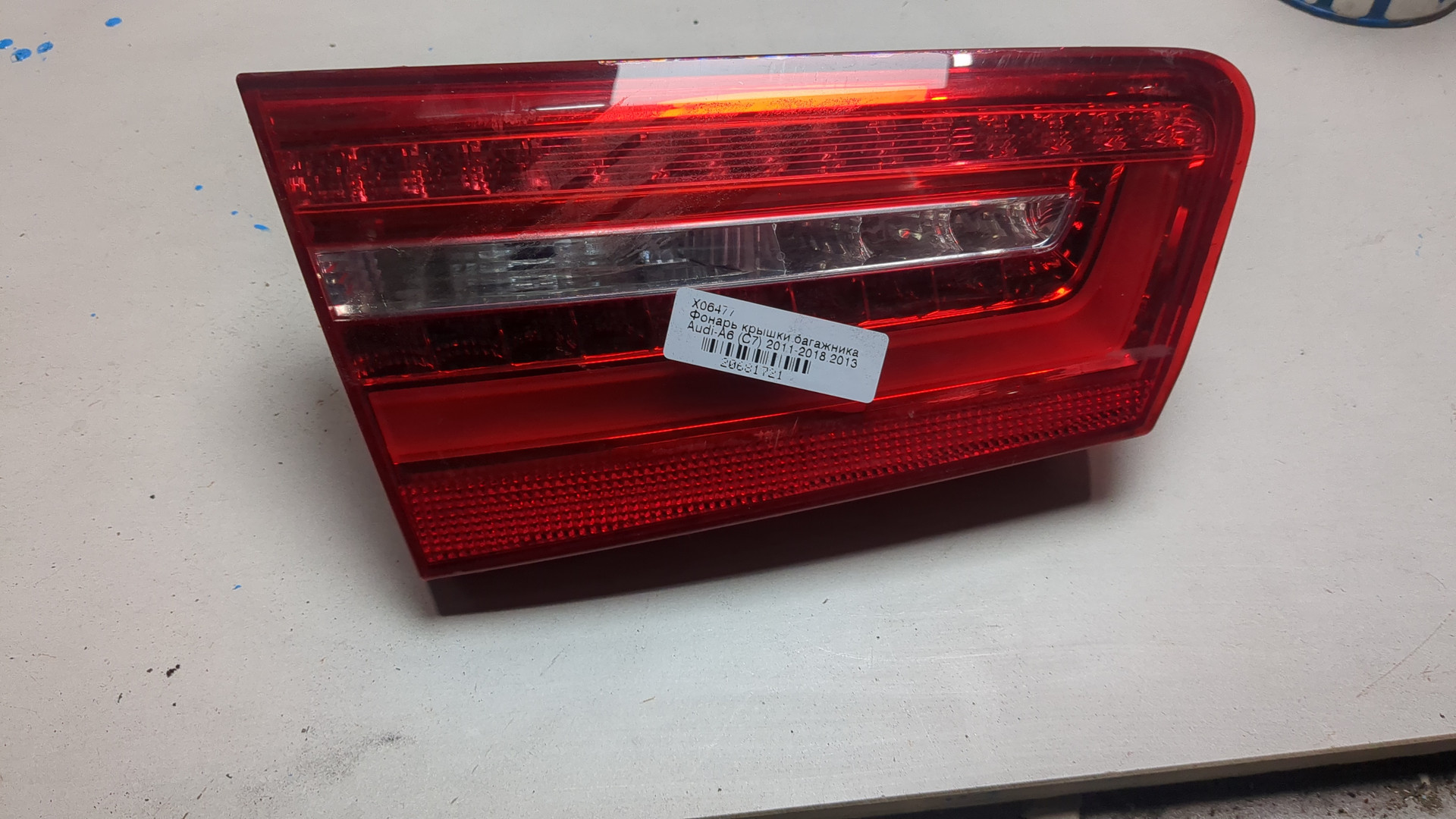 Фонарь задний внутренний левый