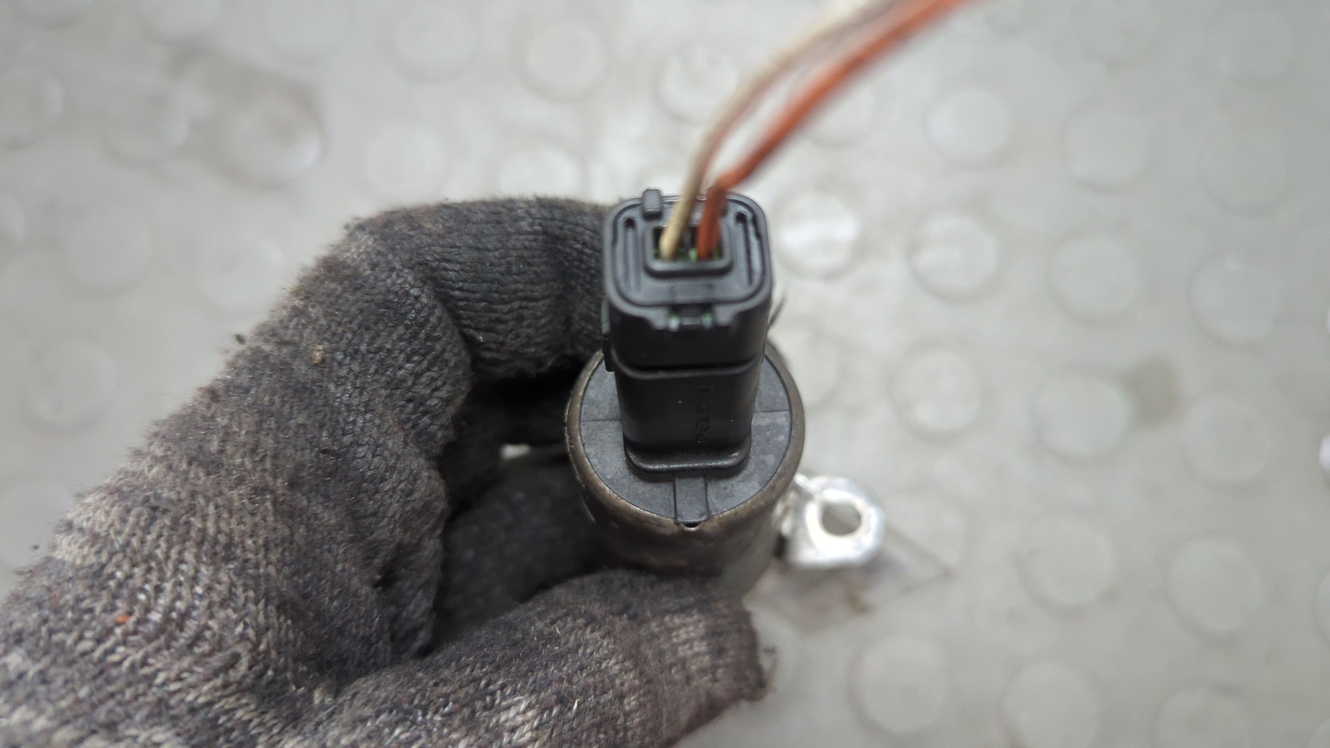 Клапан электромагн. изменения фаз ГРМ