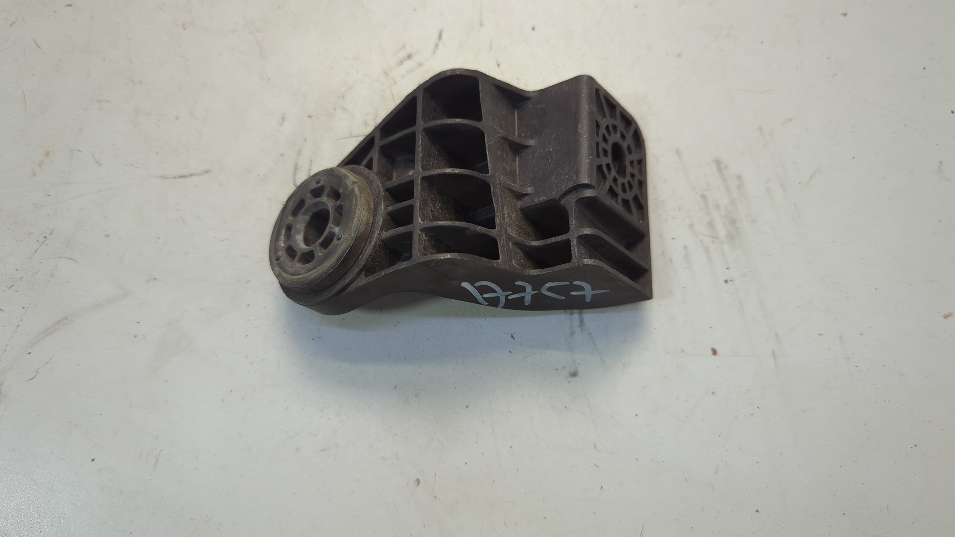 Кронштейн радиатора