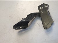 GJ5Z16796A Петля капота Lincoln MKC 2018-2019 20682901 #3