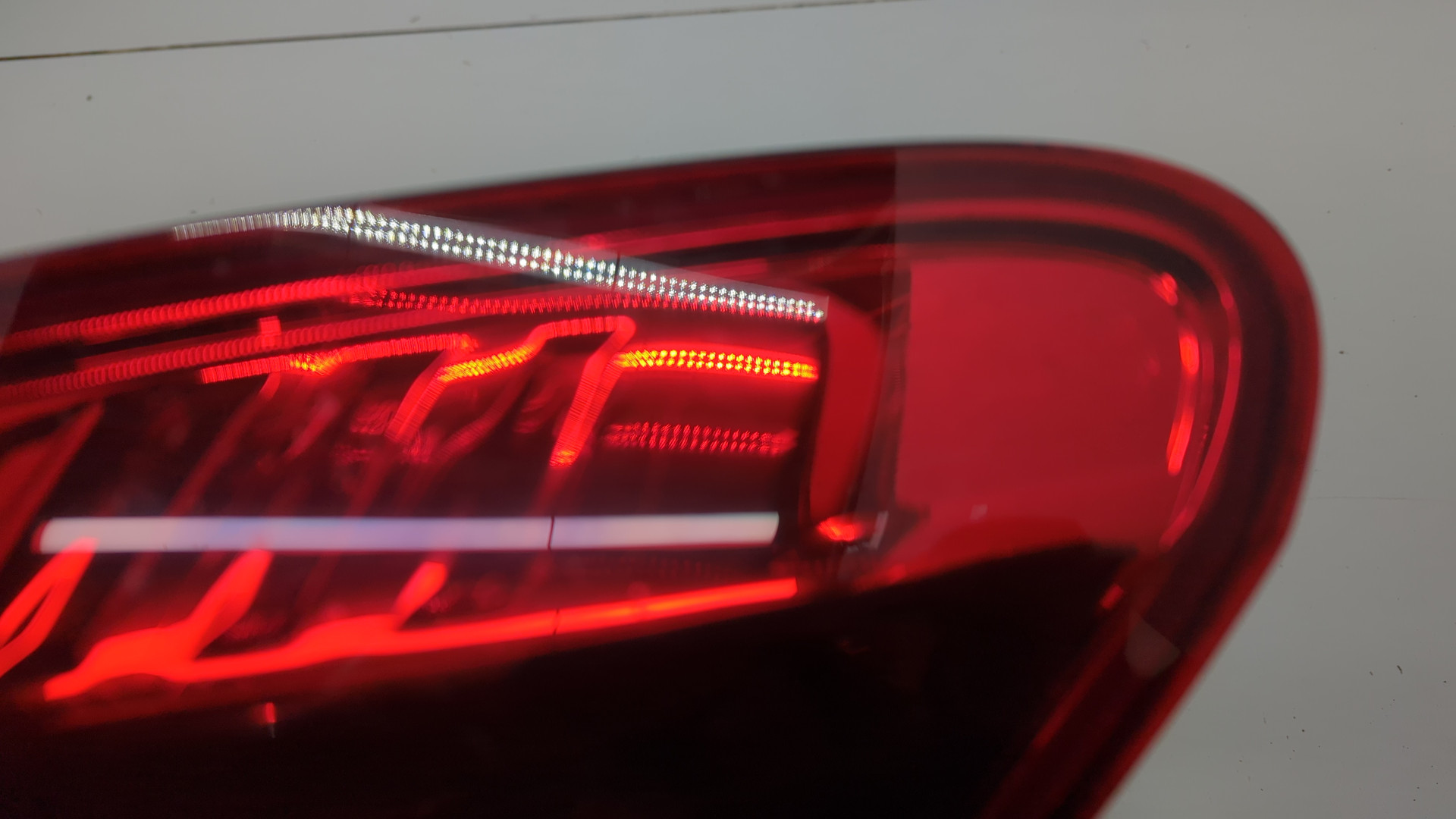 Фонарь задний правый