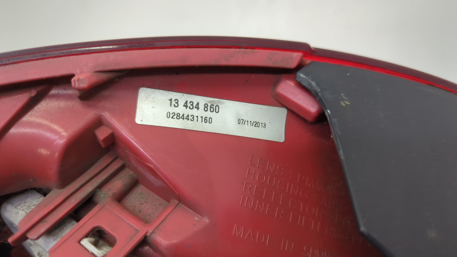 Фонарь задний правый